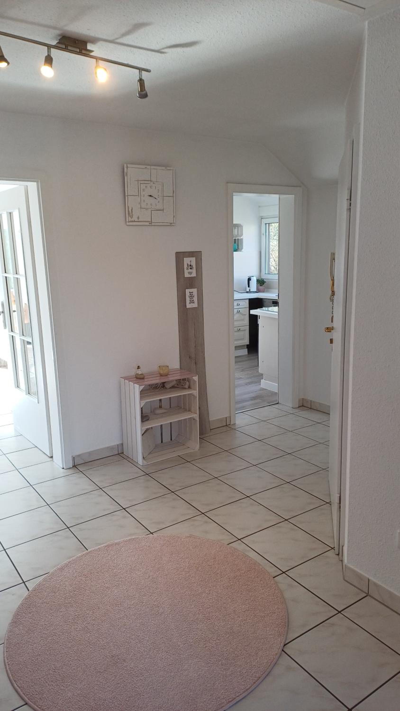 Helle schöne Dachgeschosswohnung mit Balkon
