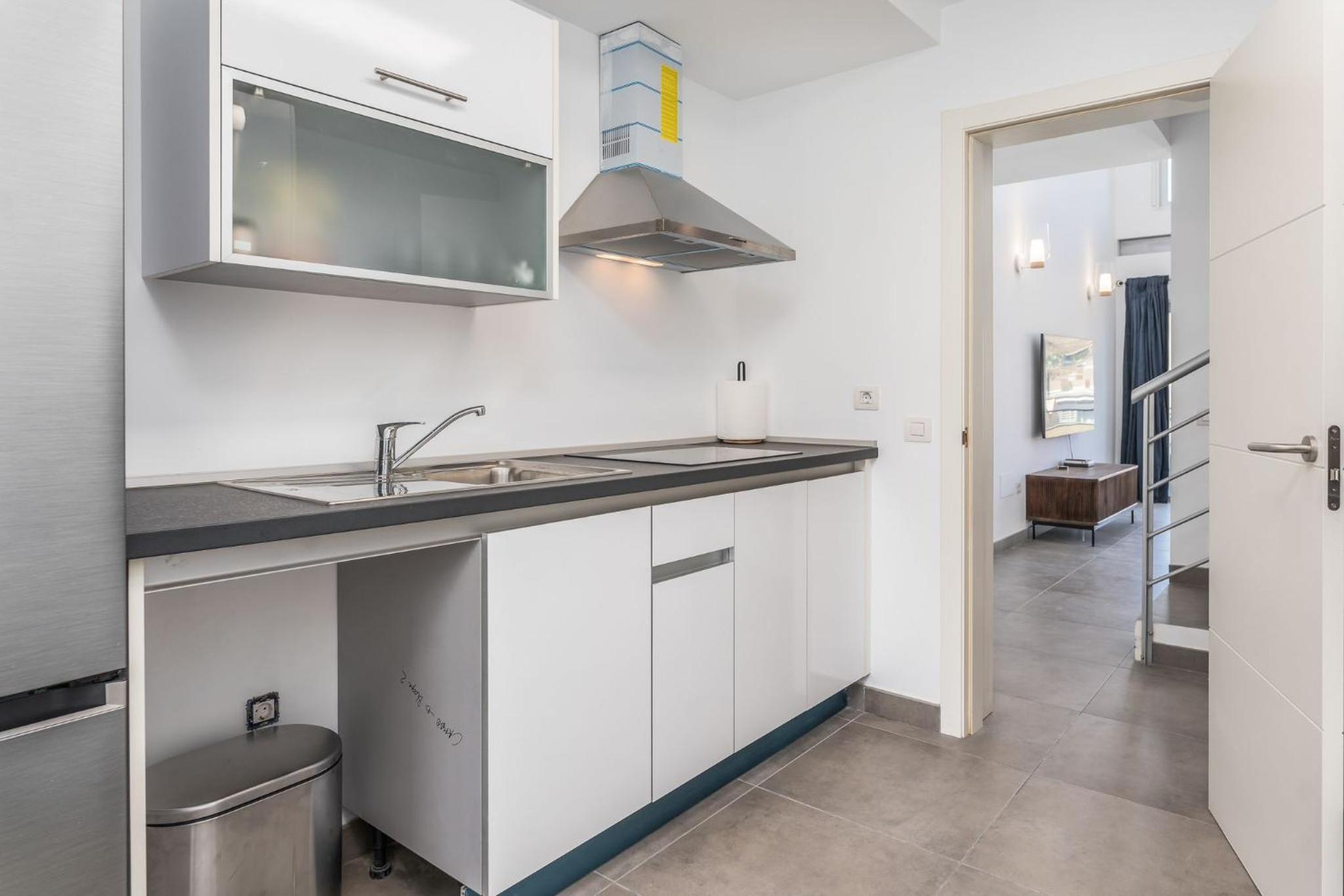HAYAM APARTAMENTOS, LOS CRISTIANOs