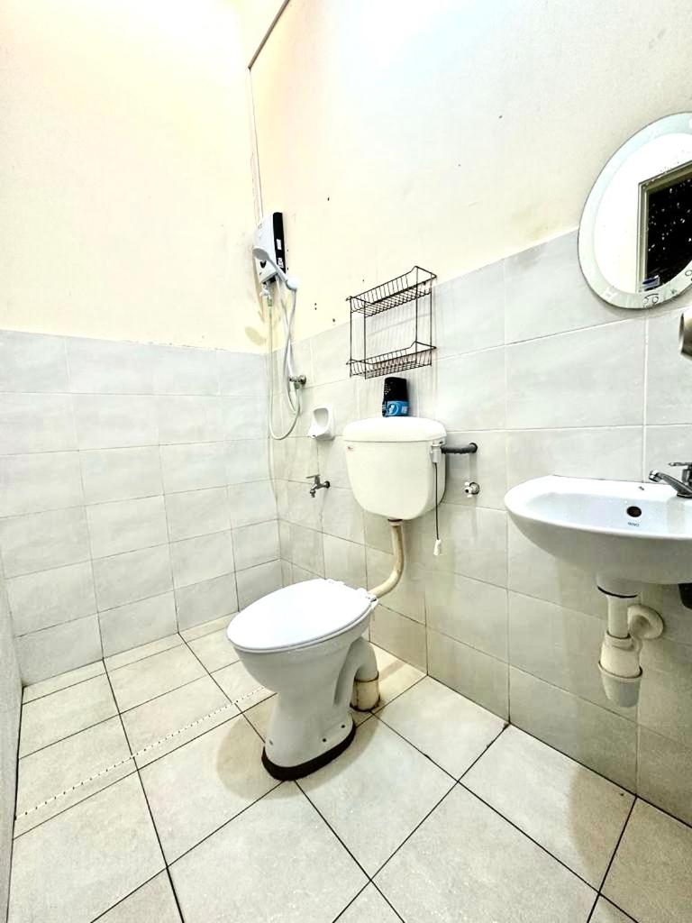 ROSHUS HOMESTAY MELAKA photo 2