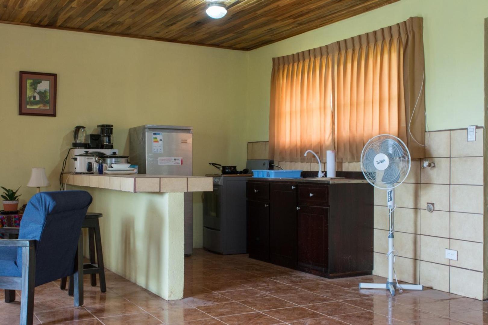 Butterfly Dance studio apartment, San Ramon