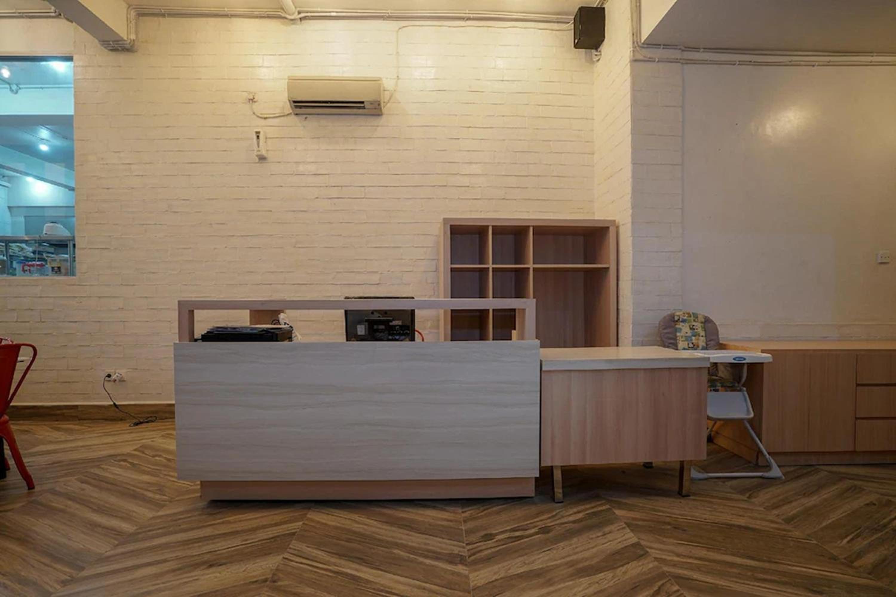 Lobby & Reception