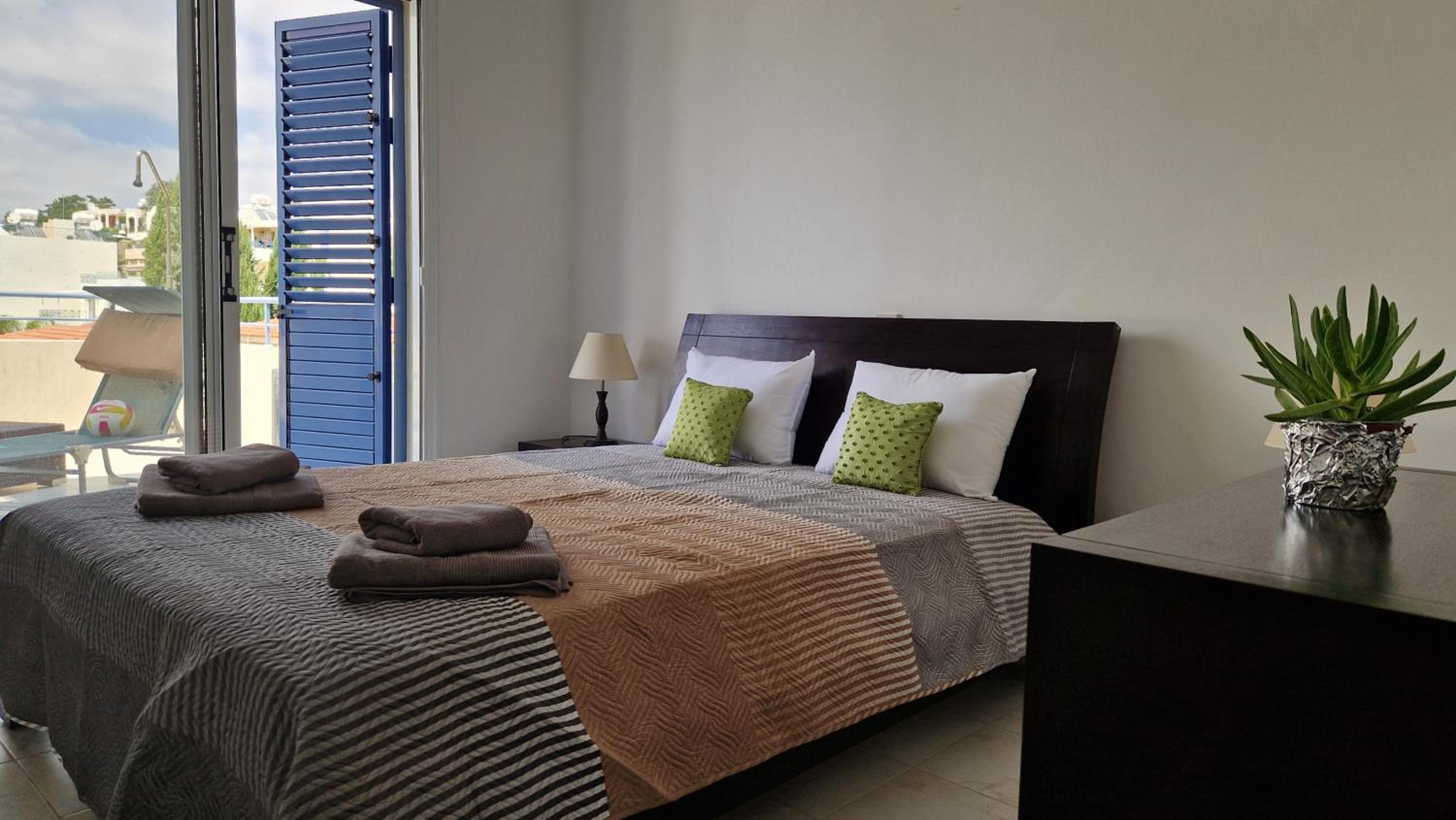 Romanson Seaview Apartment
