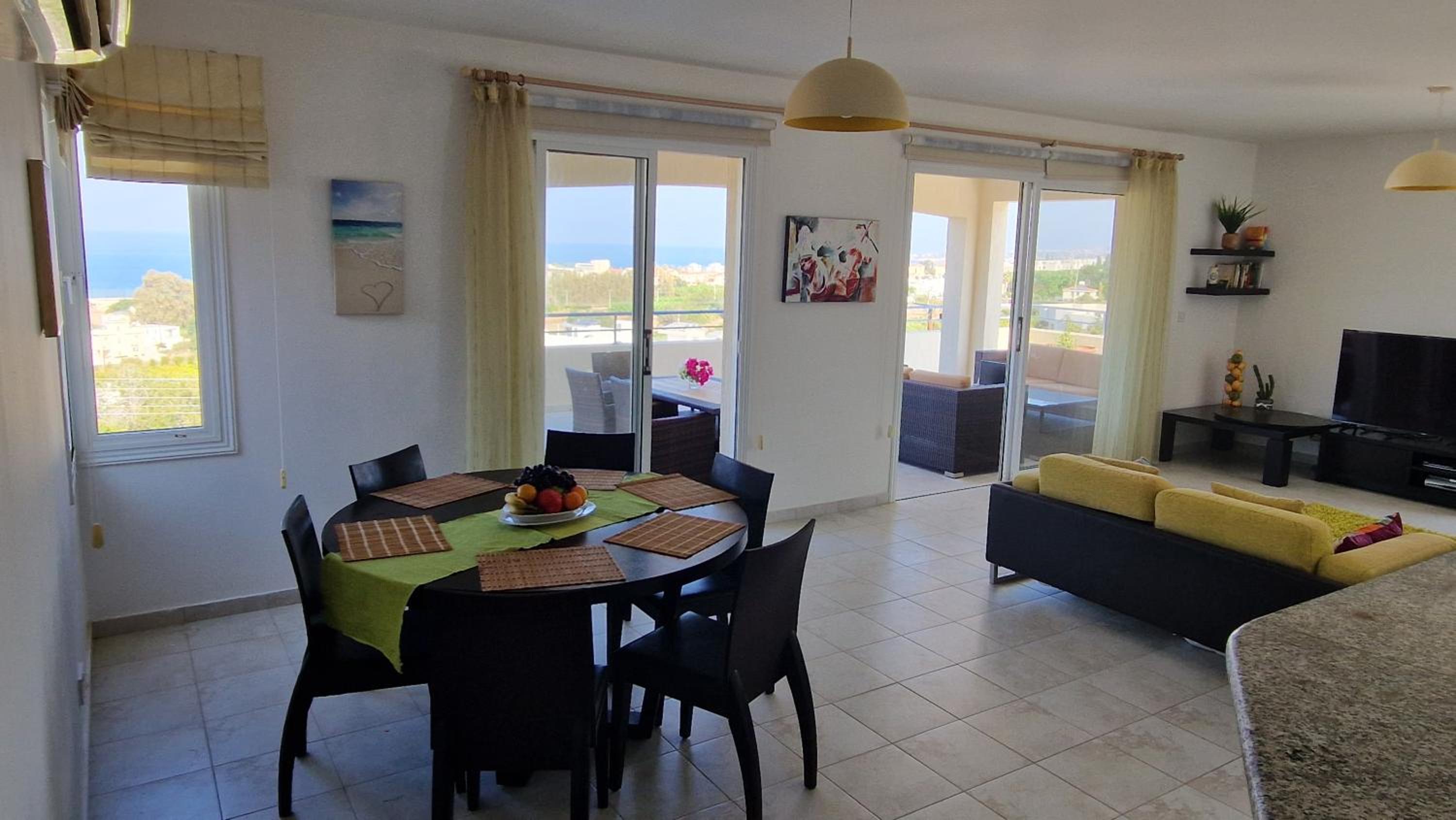 Romanson Seaview Apartment
