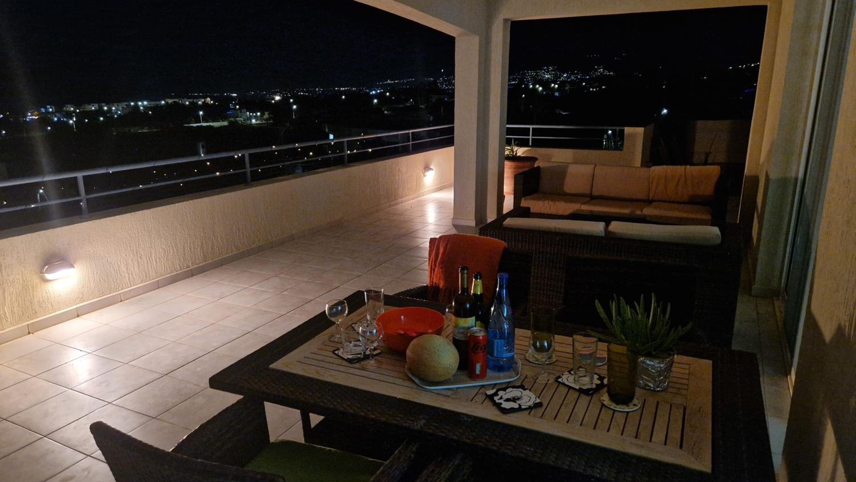 Romanson Seaview Apartment