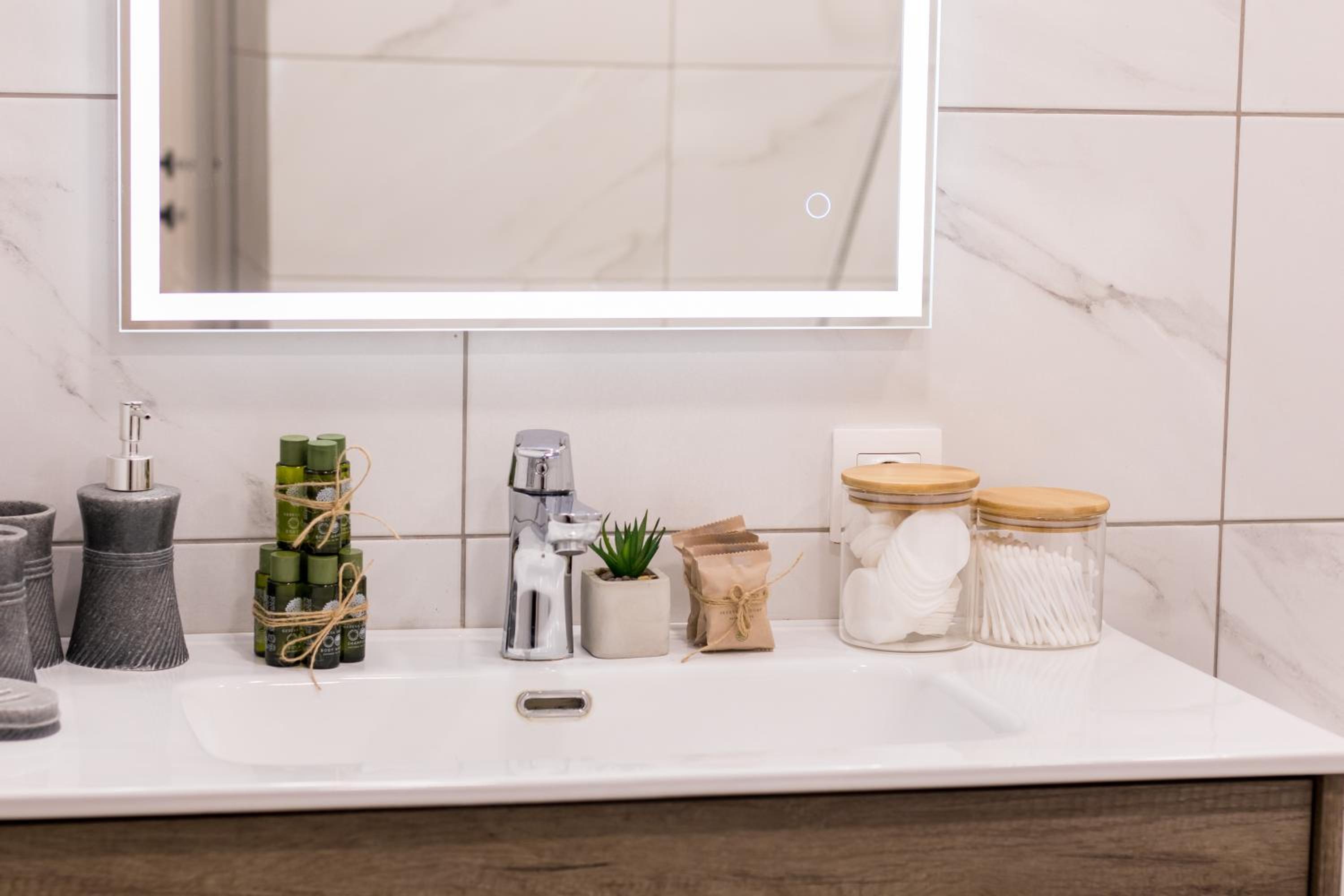 hotelise l Allure Apartment