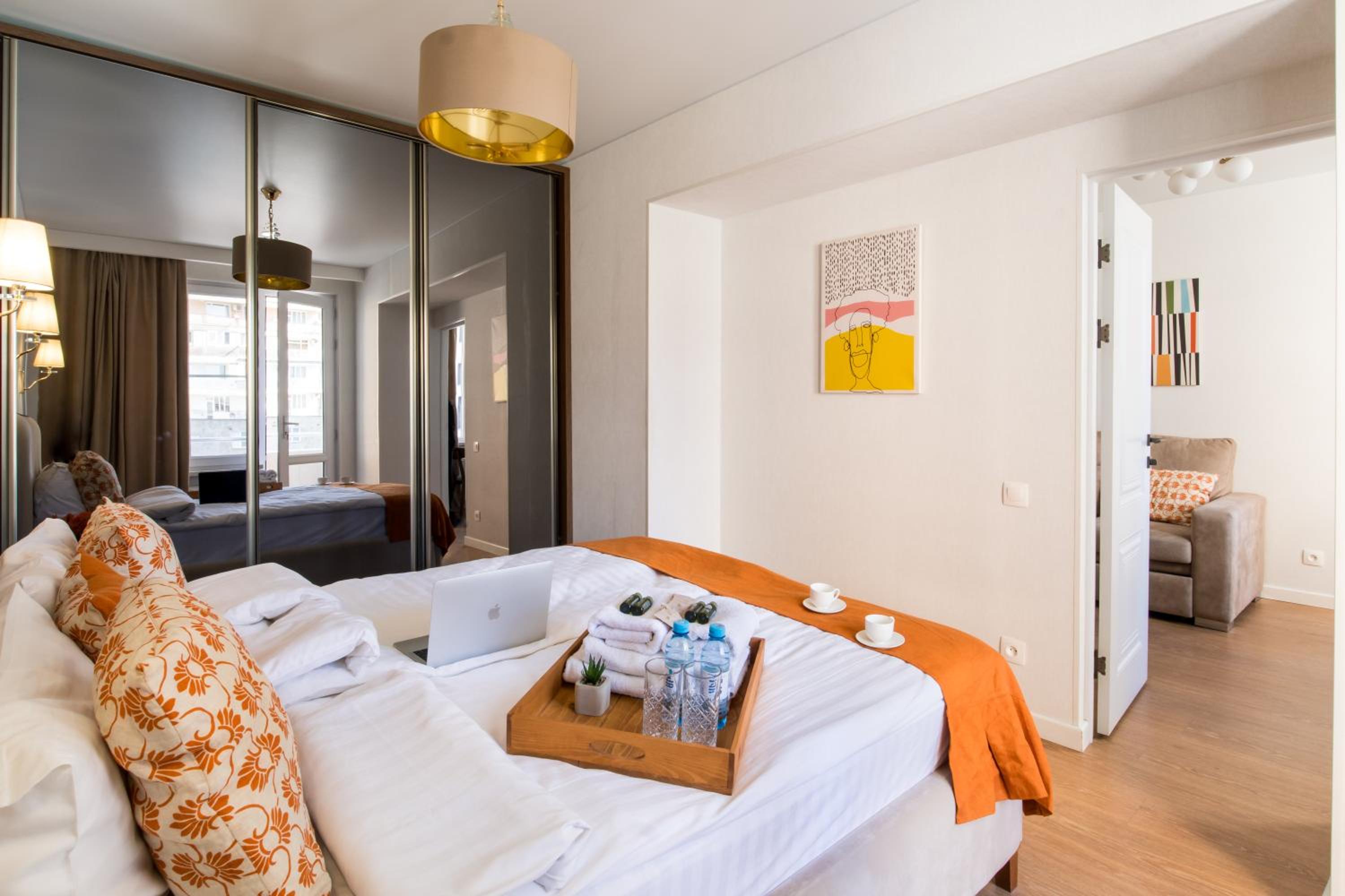 hotelise l Allure Apartment