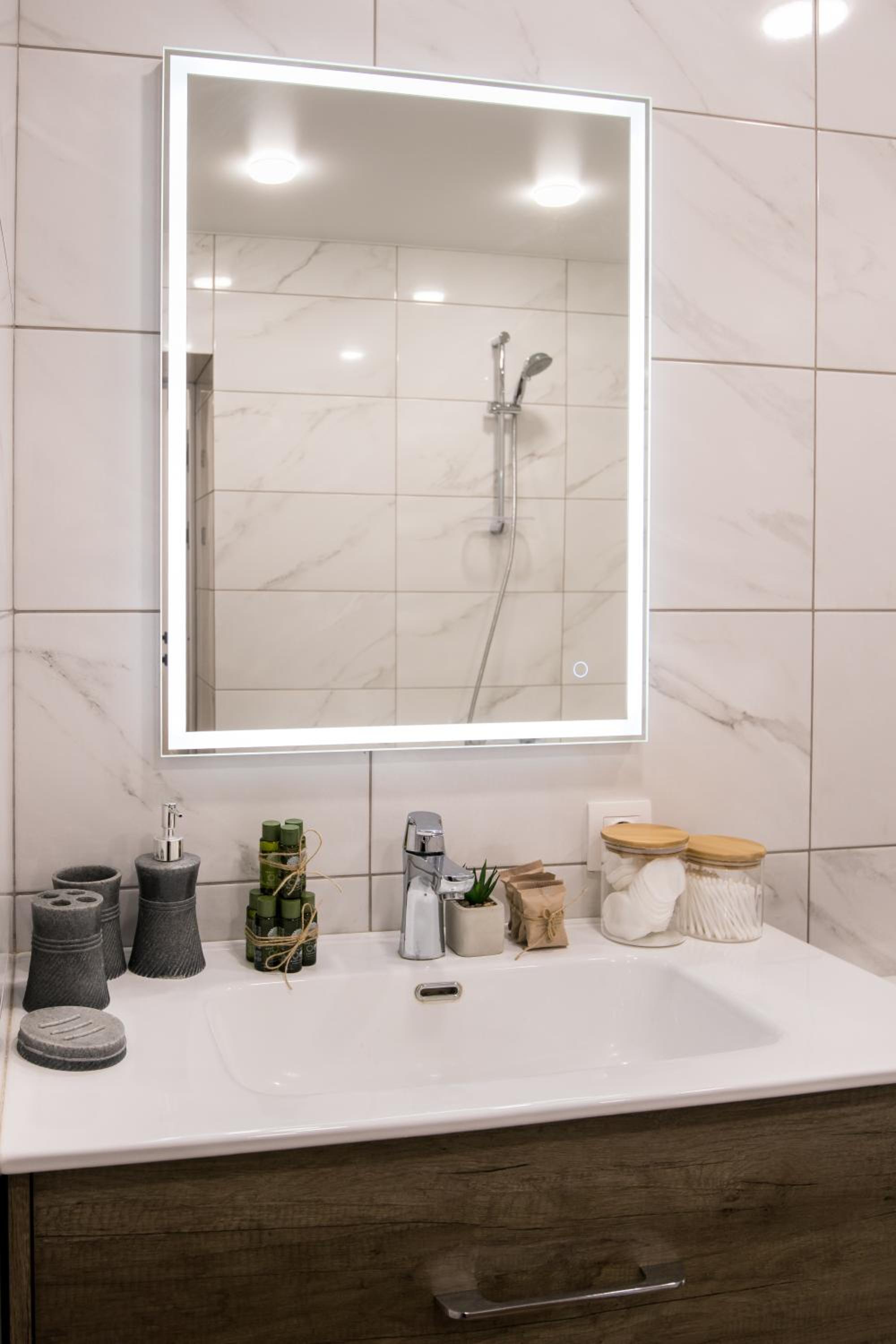 hotelise l Allure Apartment
