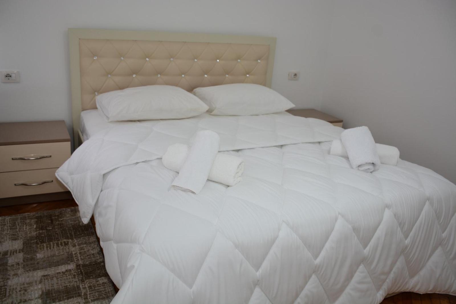 Apartament Qetesia
