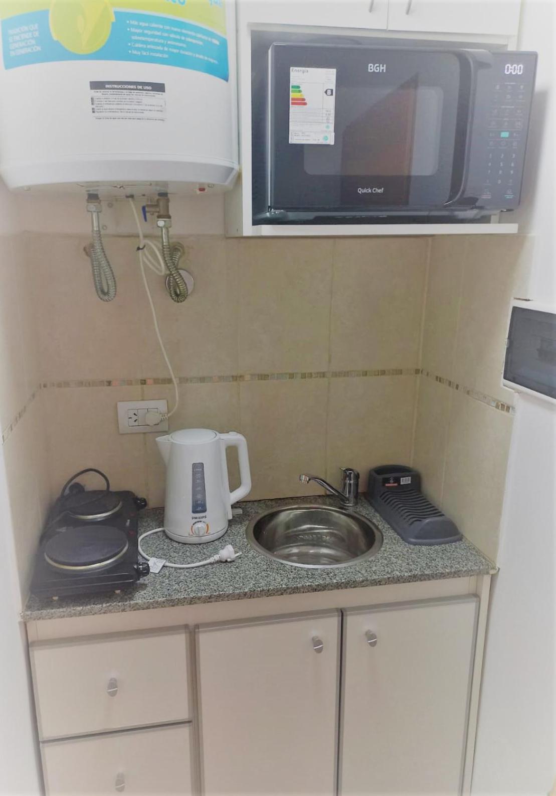 DEPARTAMENTO GENESIS,PLANTA BAJA DOS PERSONAS.