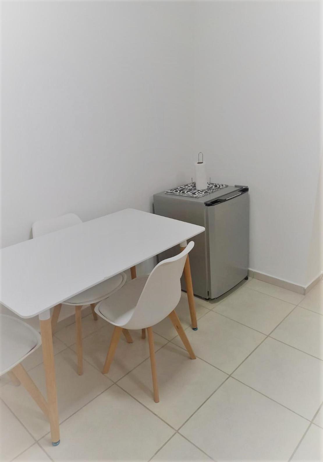 DEPARTAMENTO GENESIS,PLANTA BAJA DOS PERSONAS.