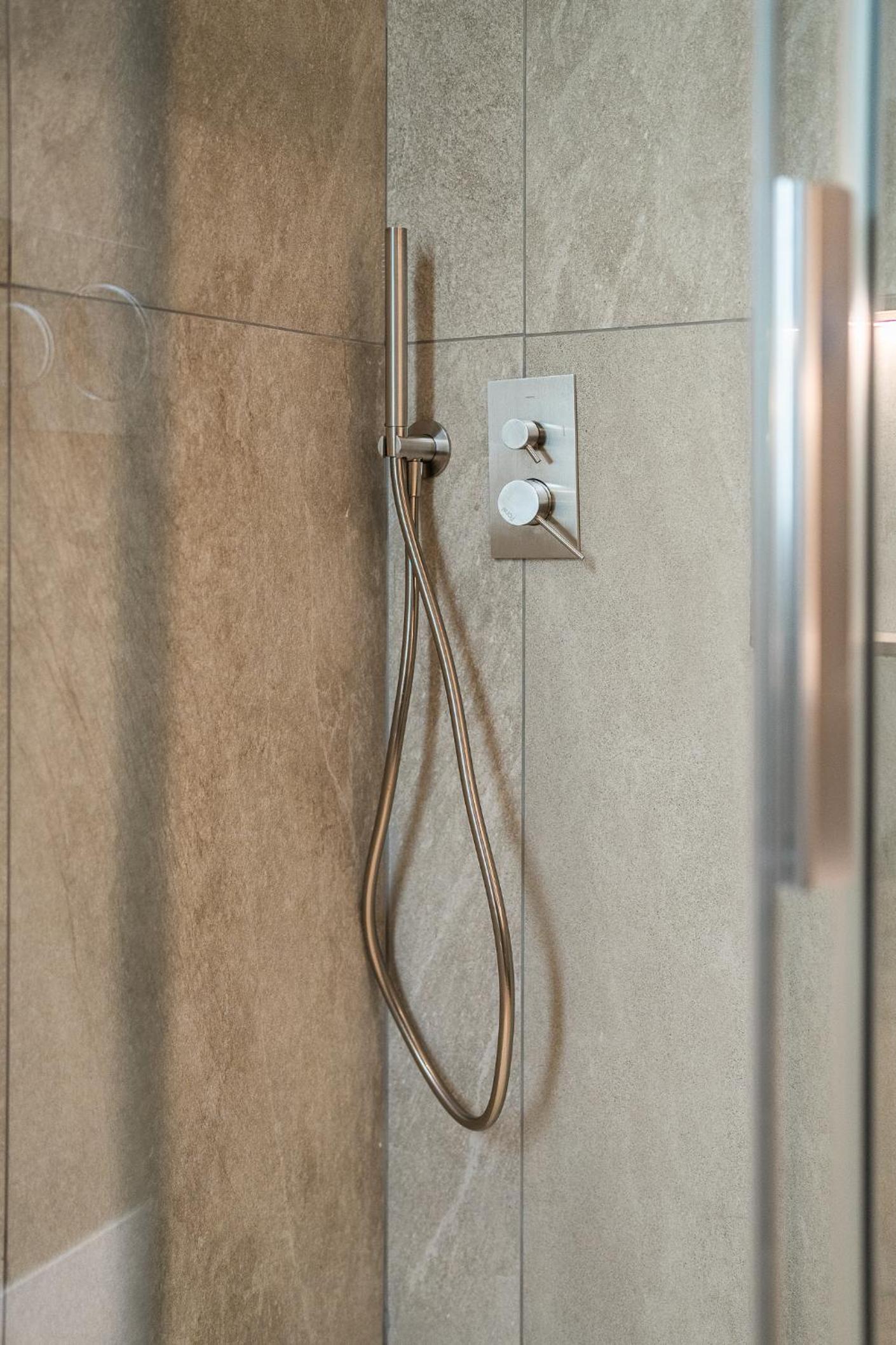 Luxury Apartment - Near Stazione Centrale