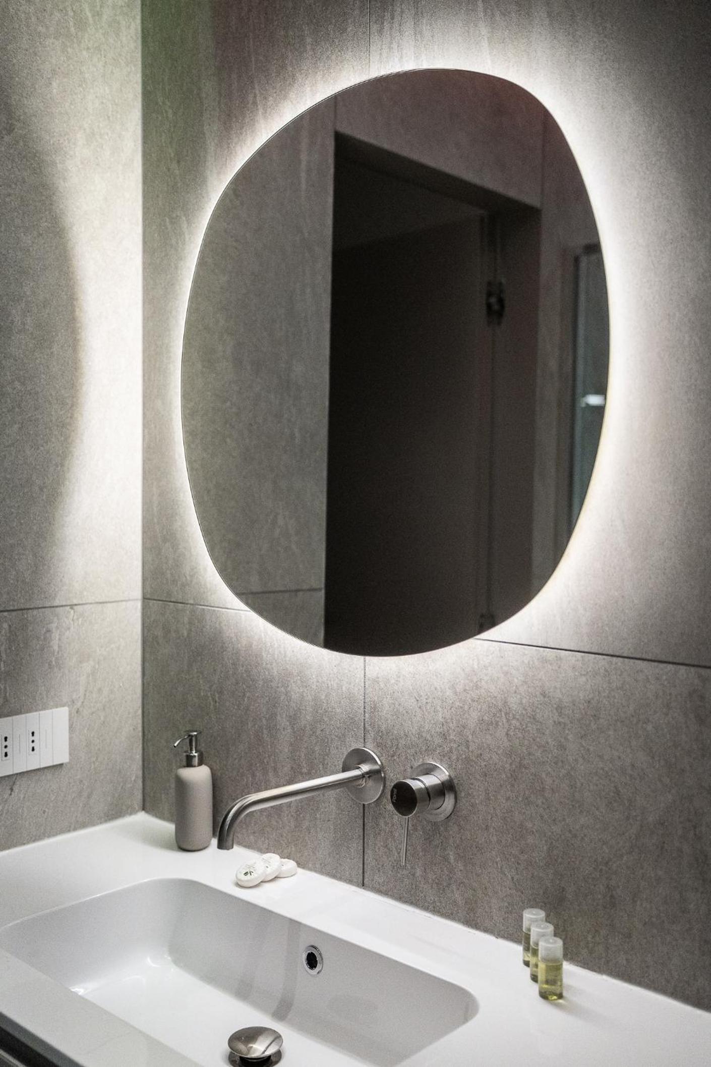 Luxury Apartment - Near Stazione Centrale