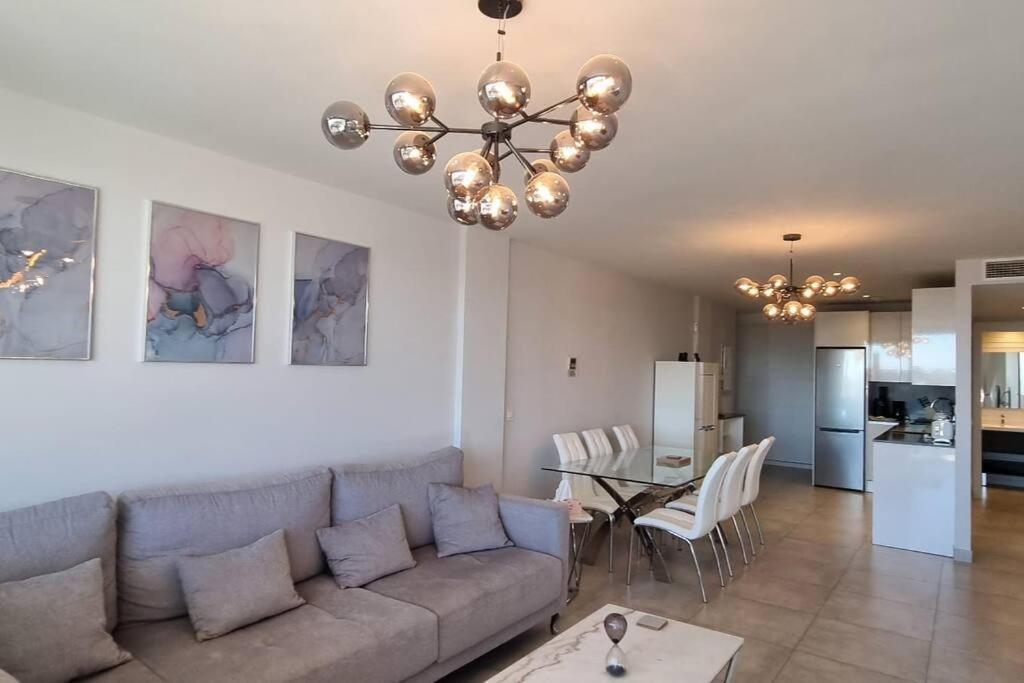 Brand new luxury apartment