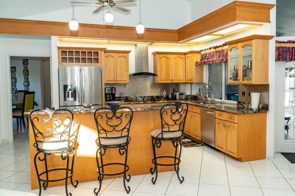 Family Vacation Home in Fort Myers view 3