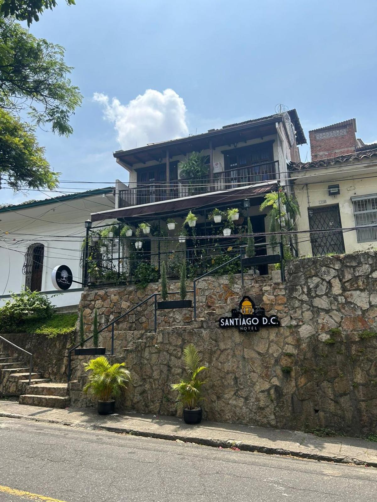 Hotel Santiago DC Hotel - Image 1