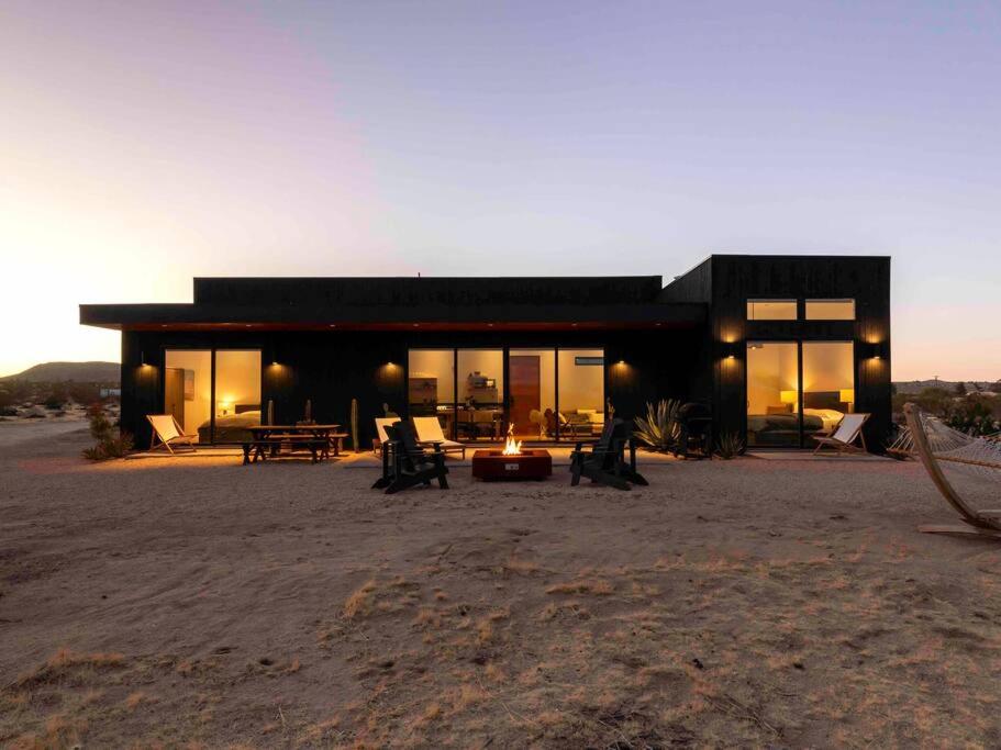 Skyview Modern House