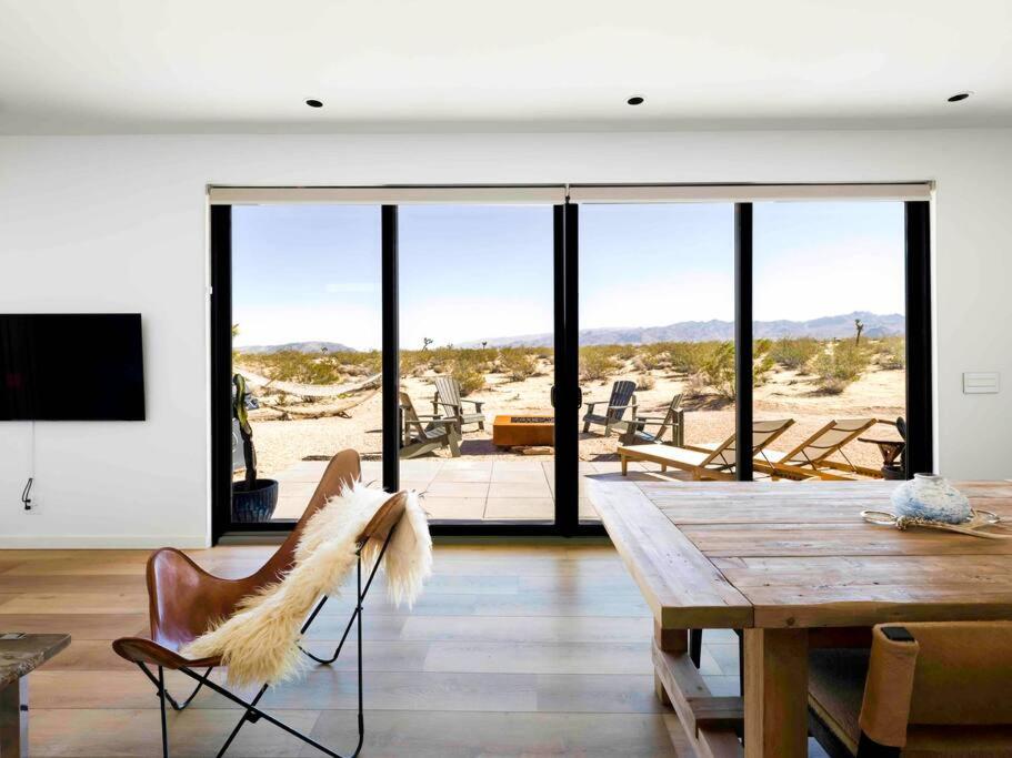 Skyview Modern House