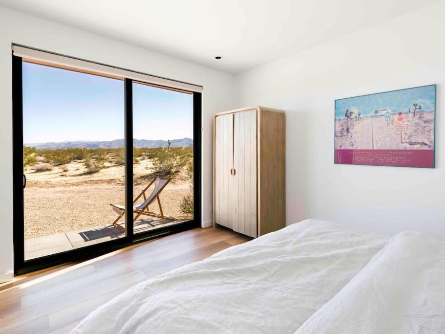 Skyview Modern House