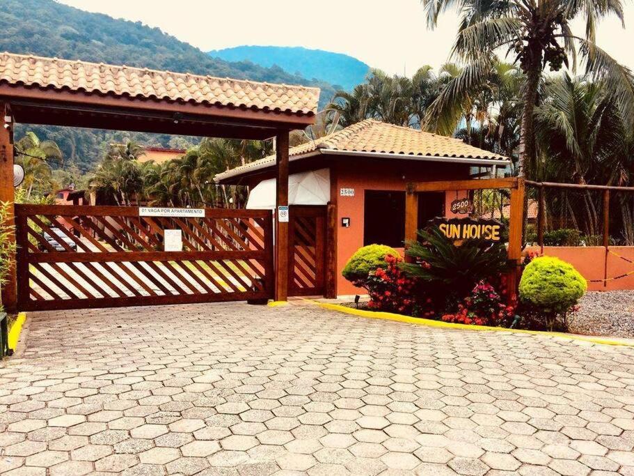 Apartamento Confortável Maresias a 50m da Praia
