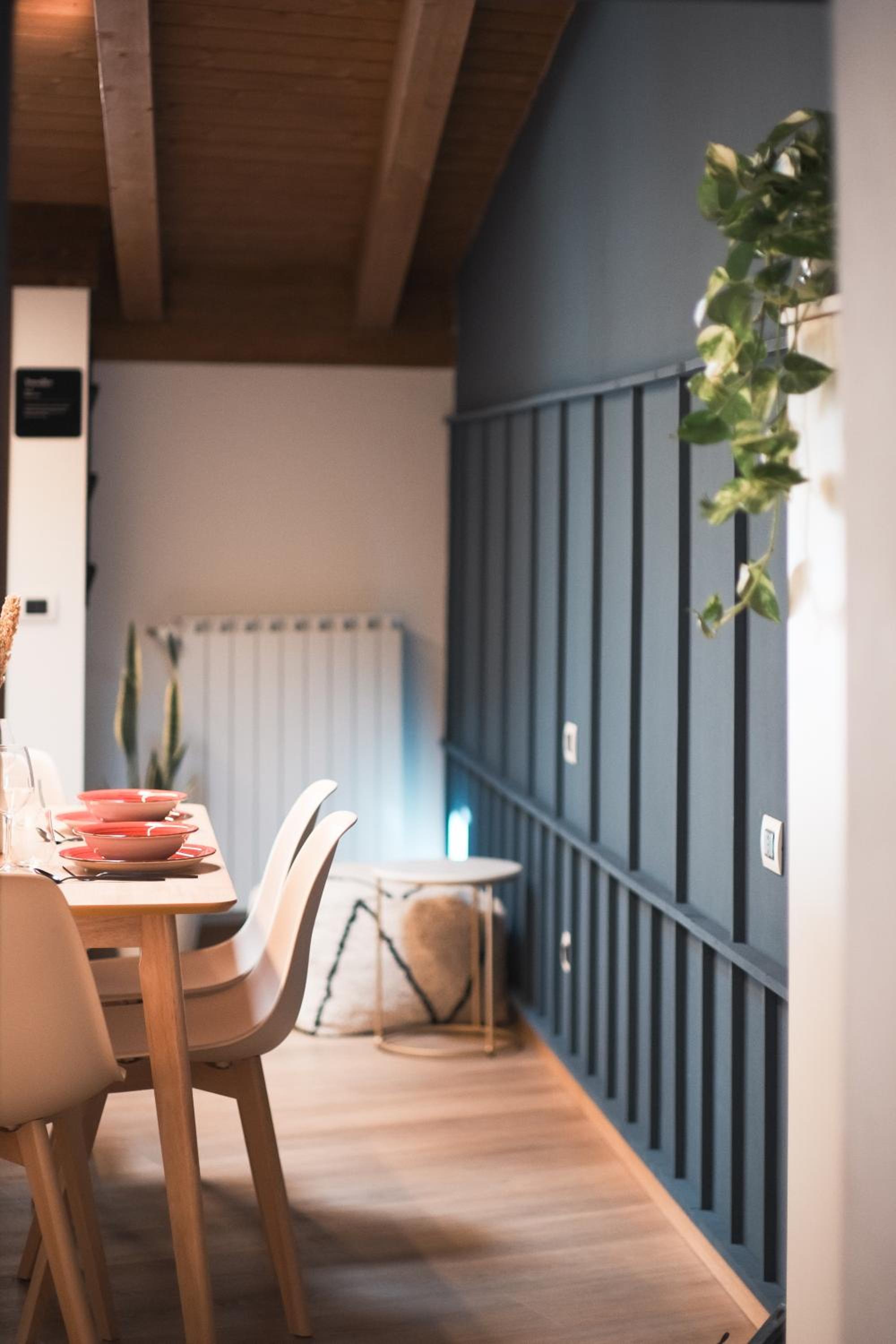 PENTHOUSE CON VISTA - 6 min walk to Bernina Express