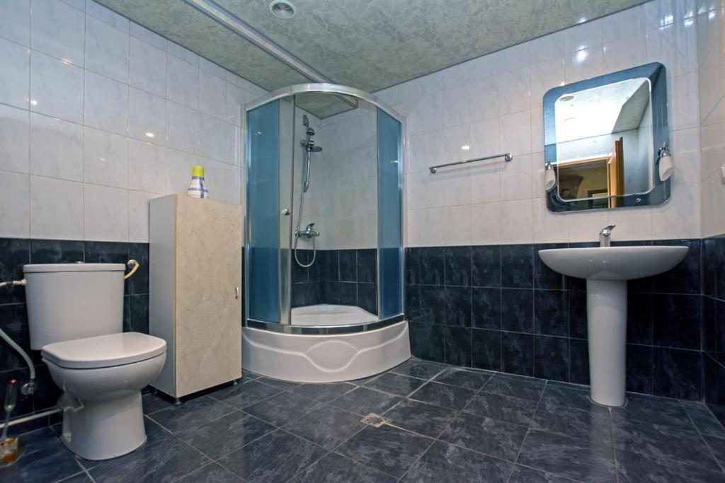 Comfort inn apartment