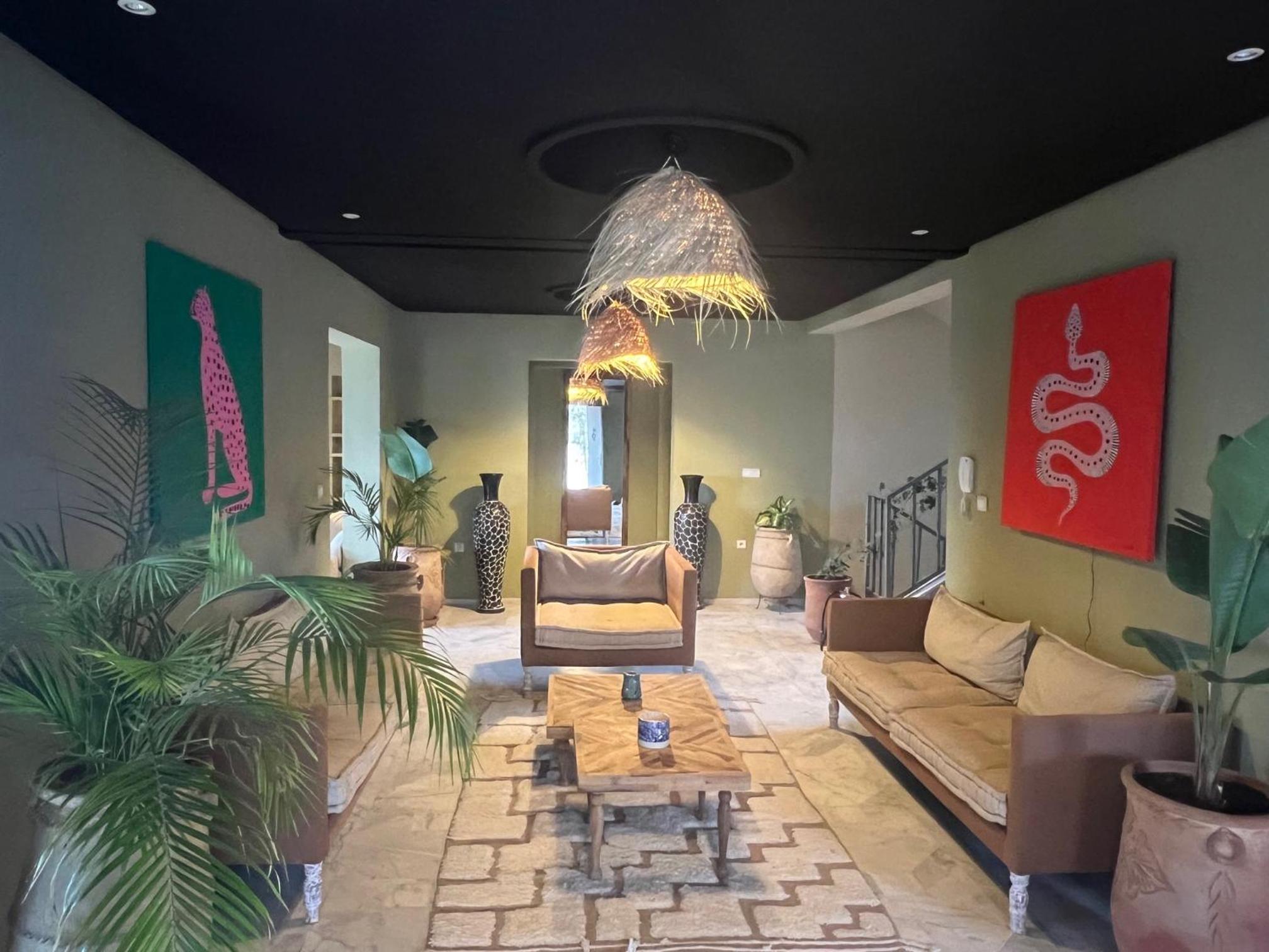 lounge