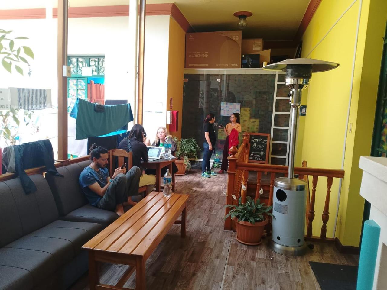 SAINT PETER'S LLAMA HOSTAL