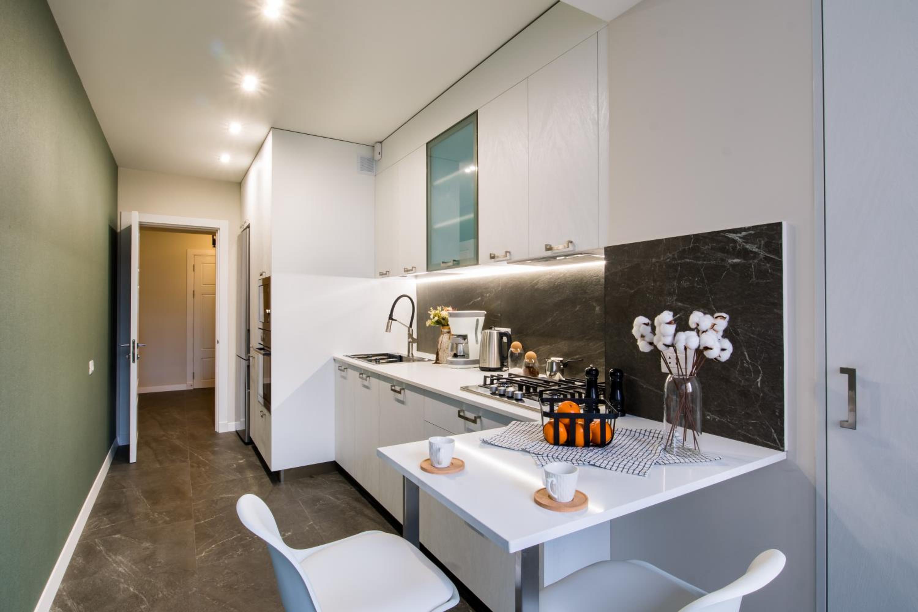 hotelise l Magenta Apartment