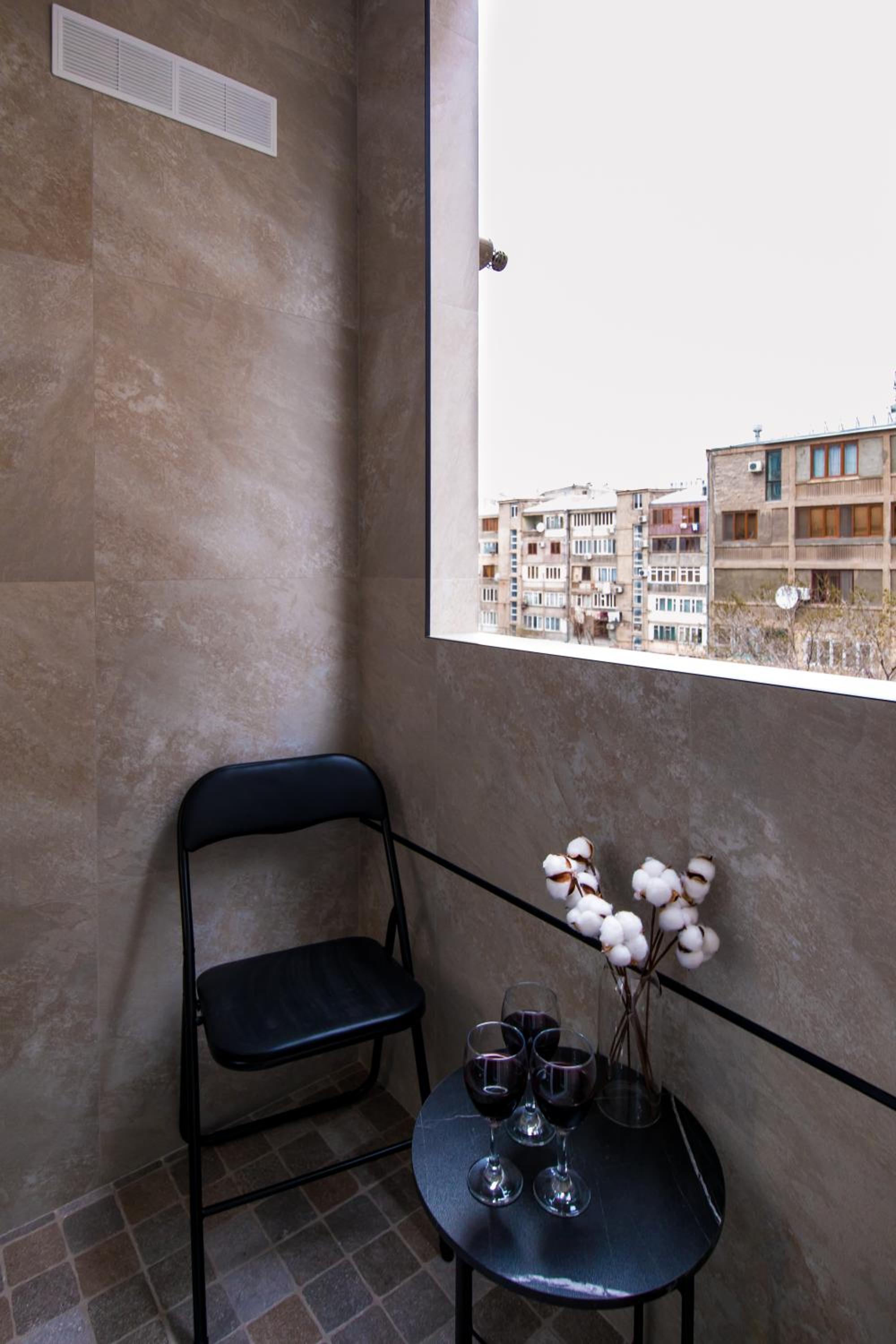 hotelise l Magenta Apartment
