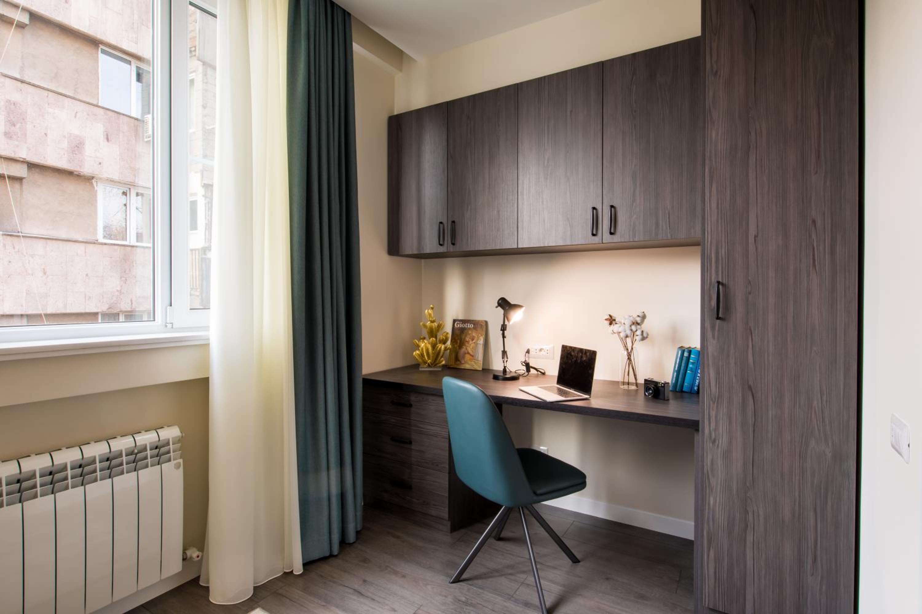 hotelise l Magenta Apartment