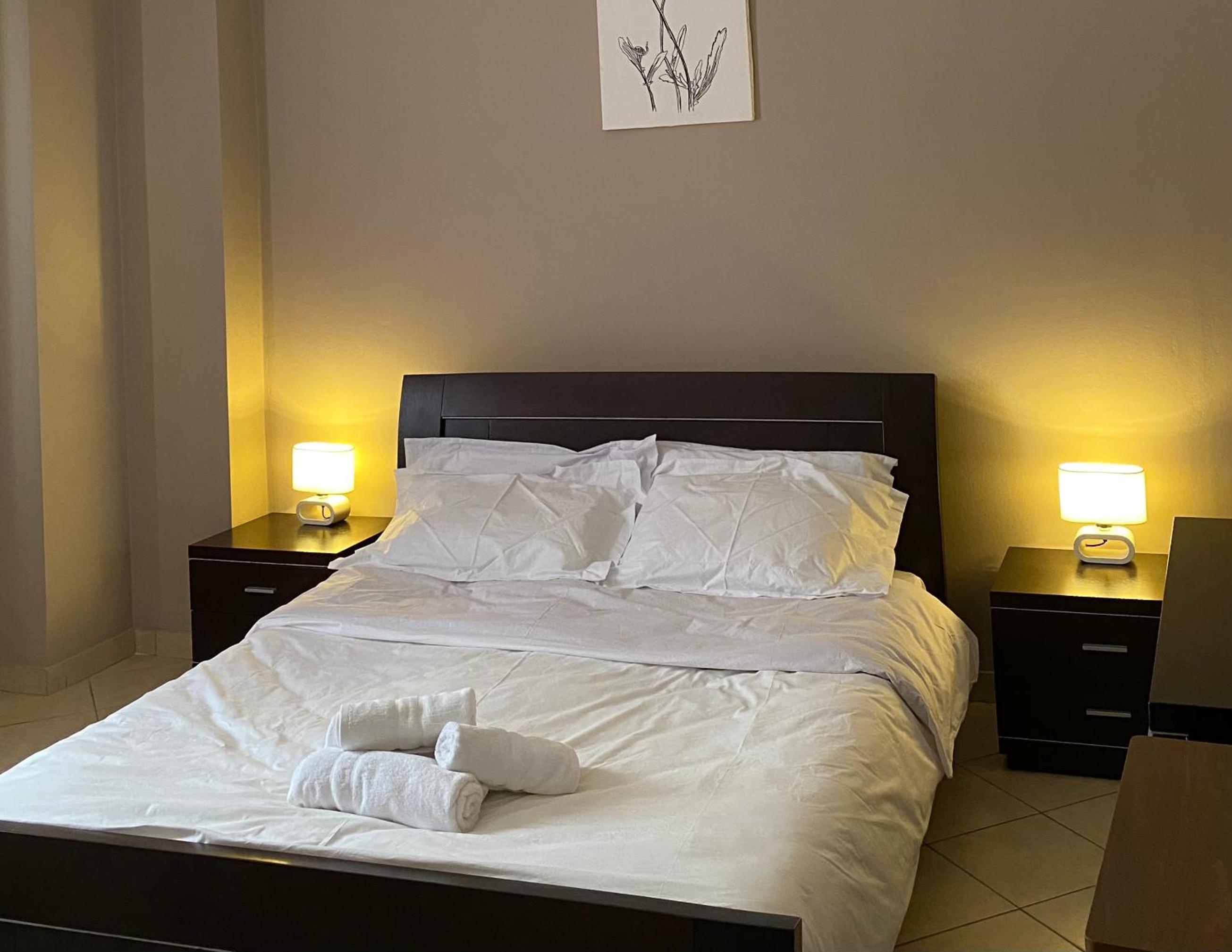 Hotel Cloud8 Apt with Castle View, 7km from the Beach - Image 1