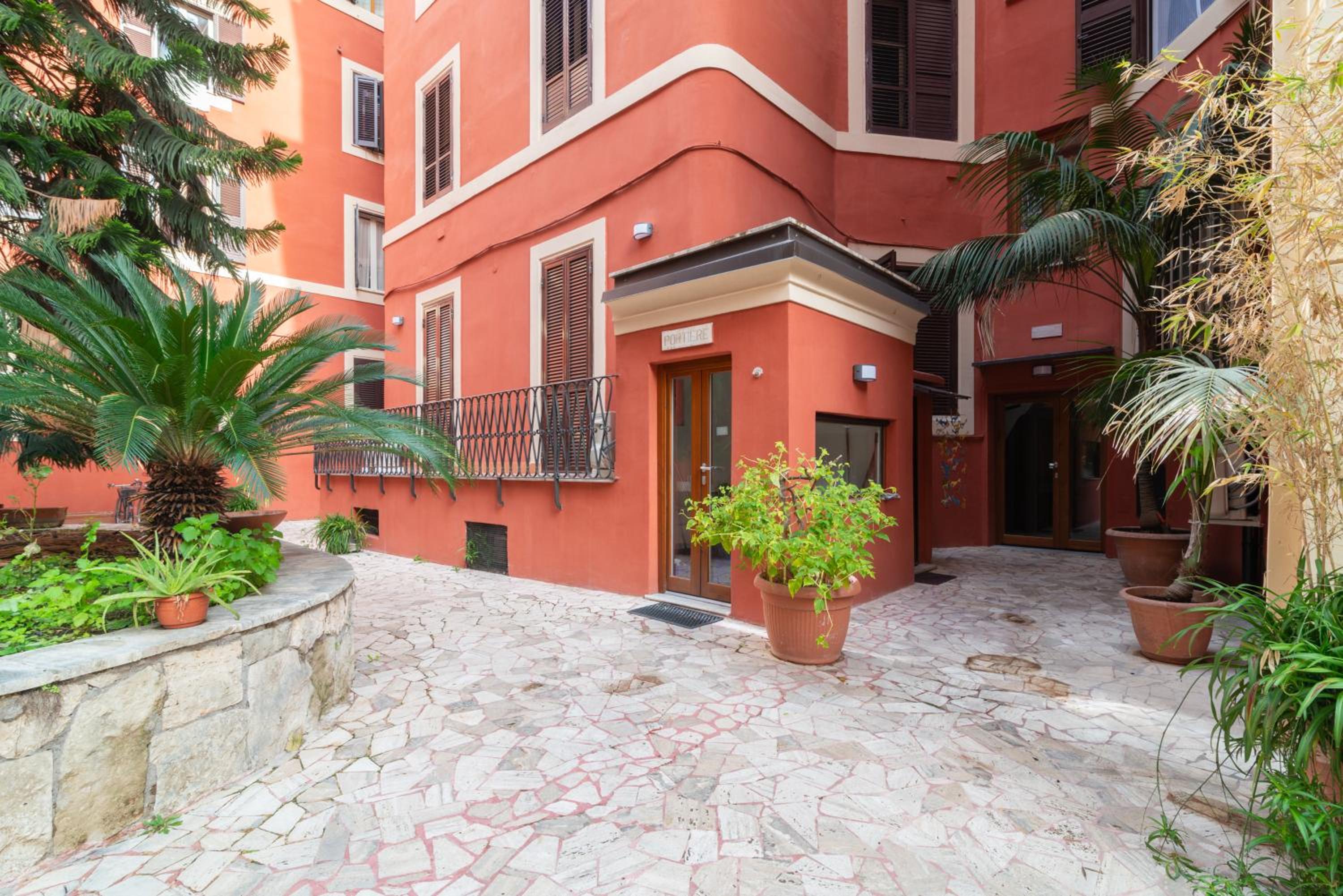 Vatican Night Suites