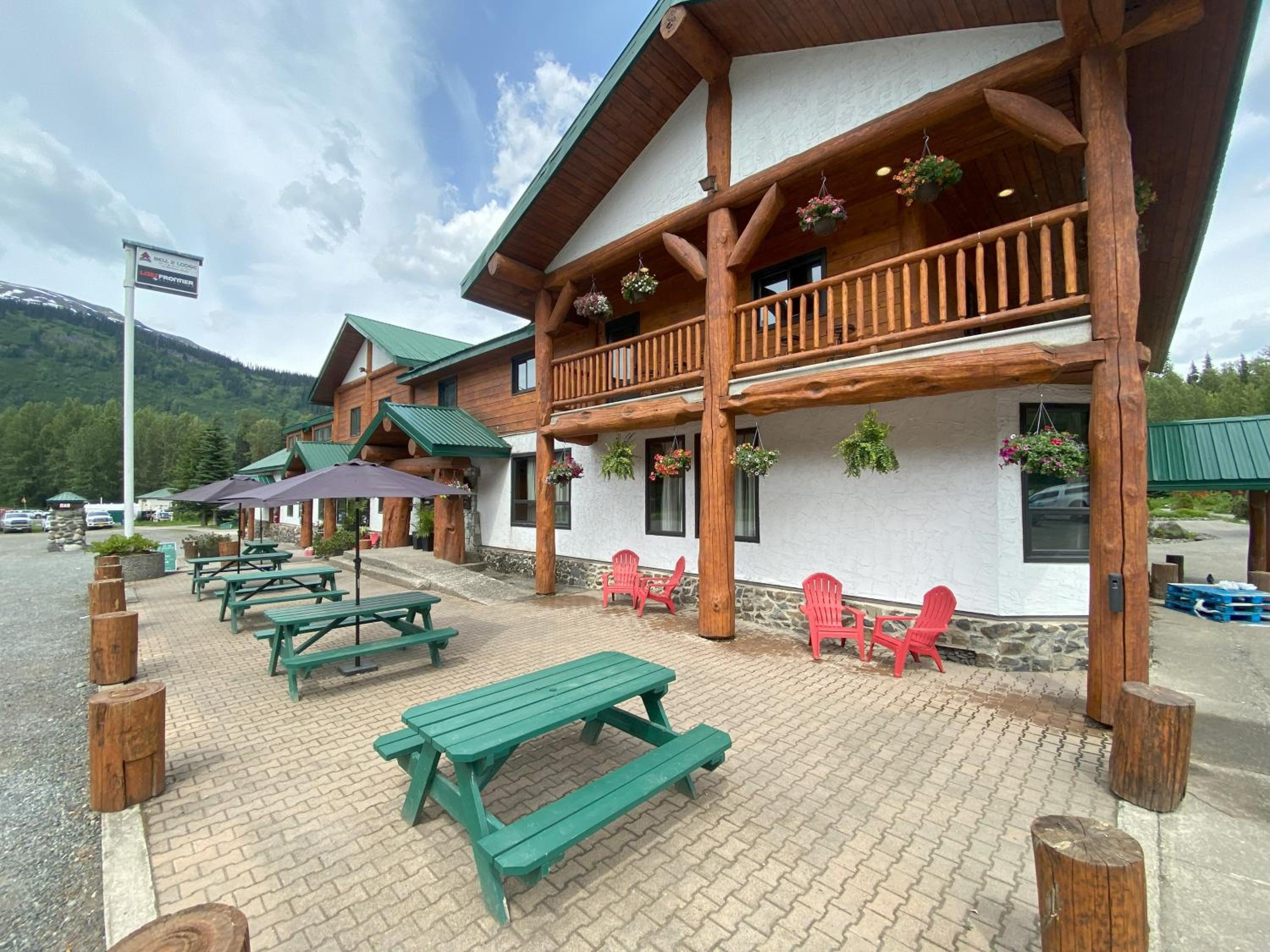 Bell 2 Lodge