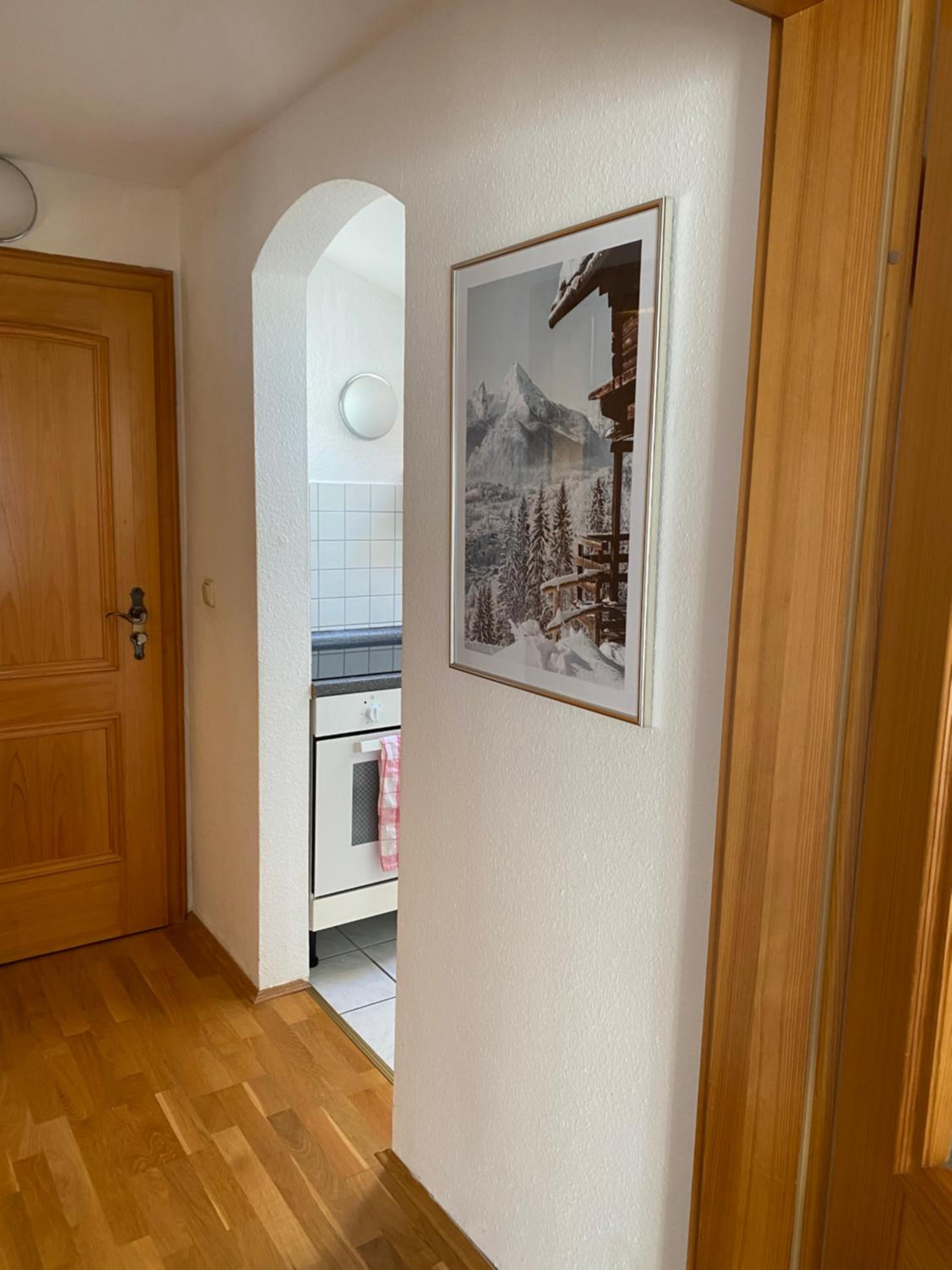 NEUES ruhiges Apartment, Bergblick, Stellplatz