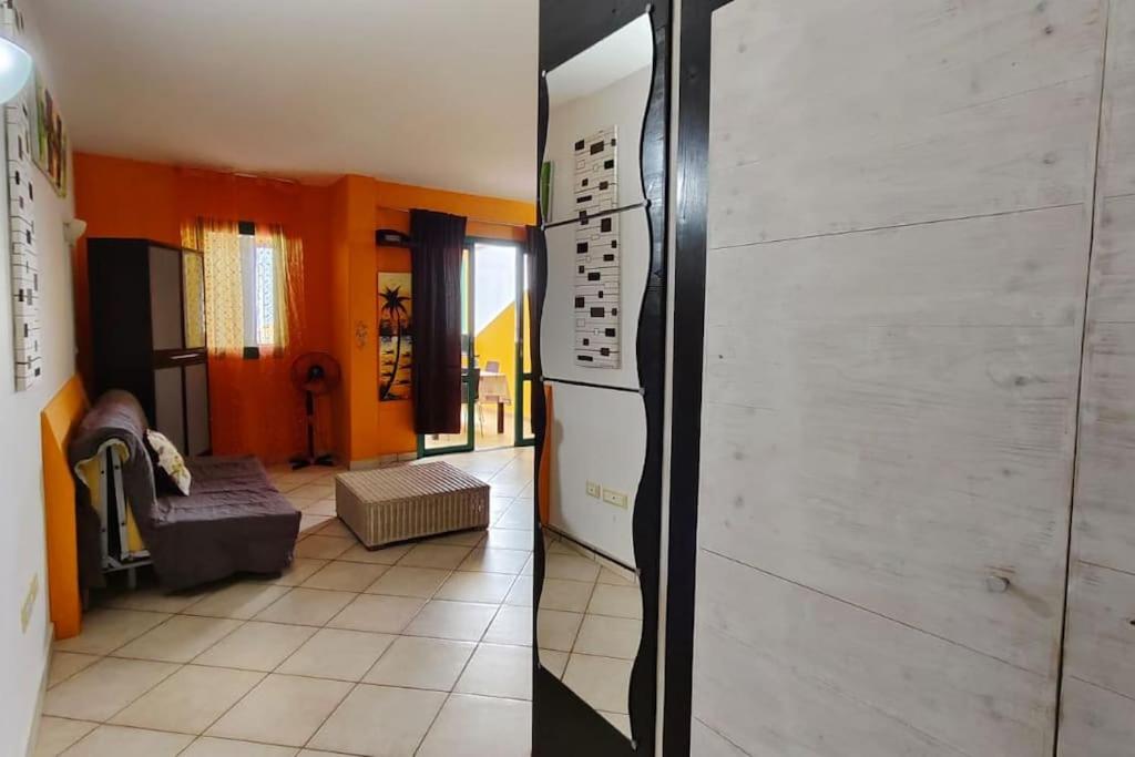 CosmoCom Cozy apartment sea view