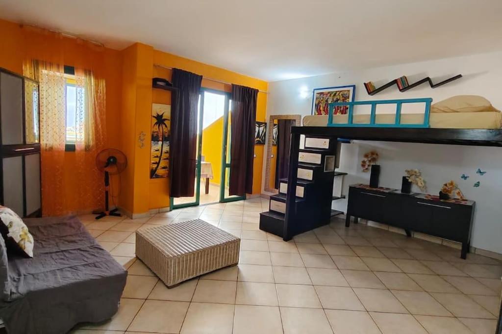 CosmoCom Cozy apartment sea view