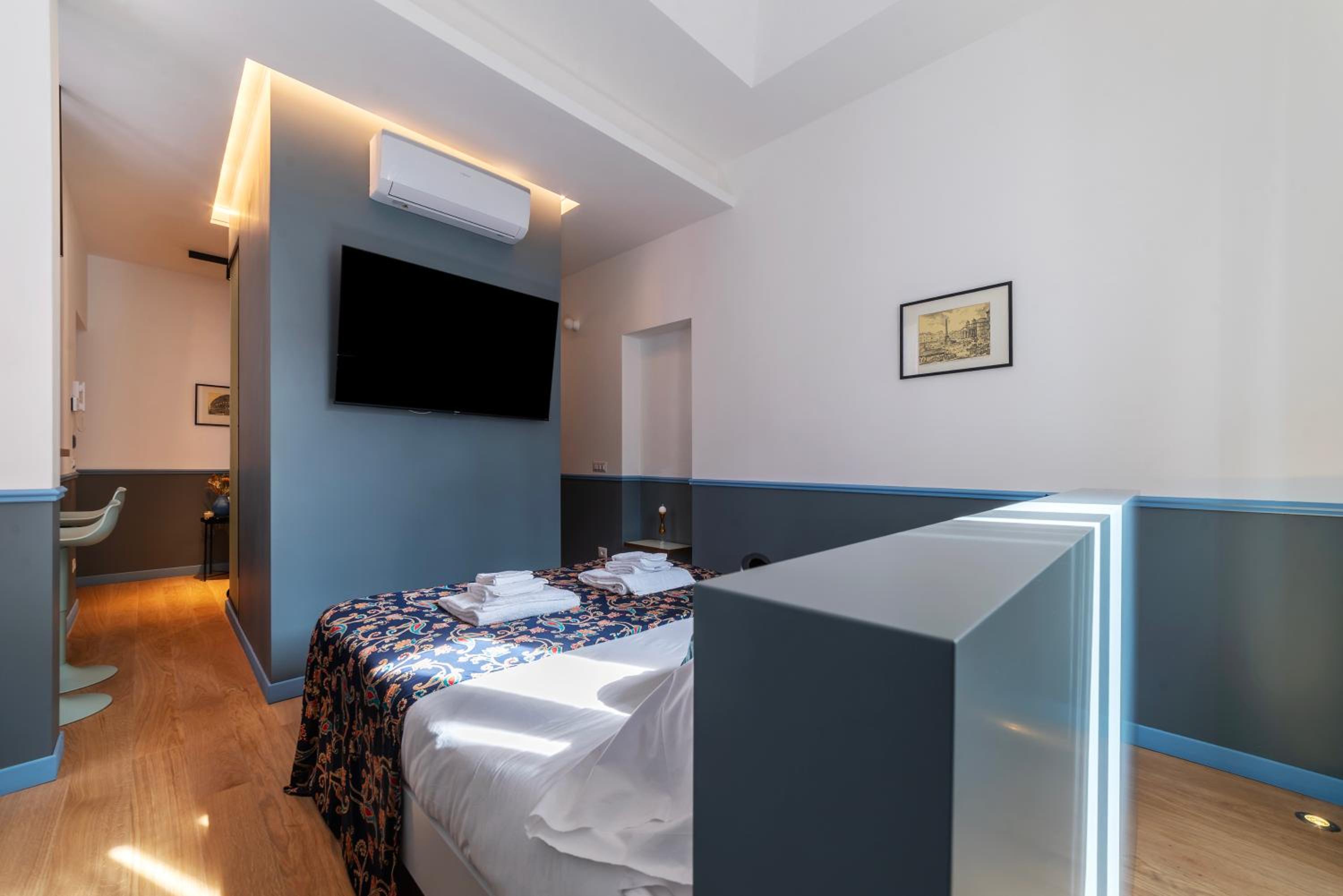 Vatican Night Suites