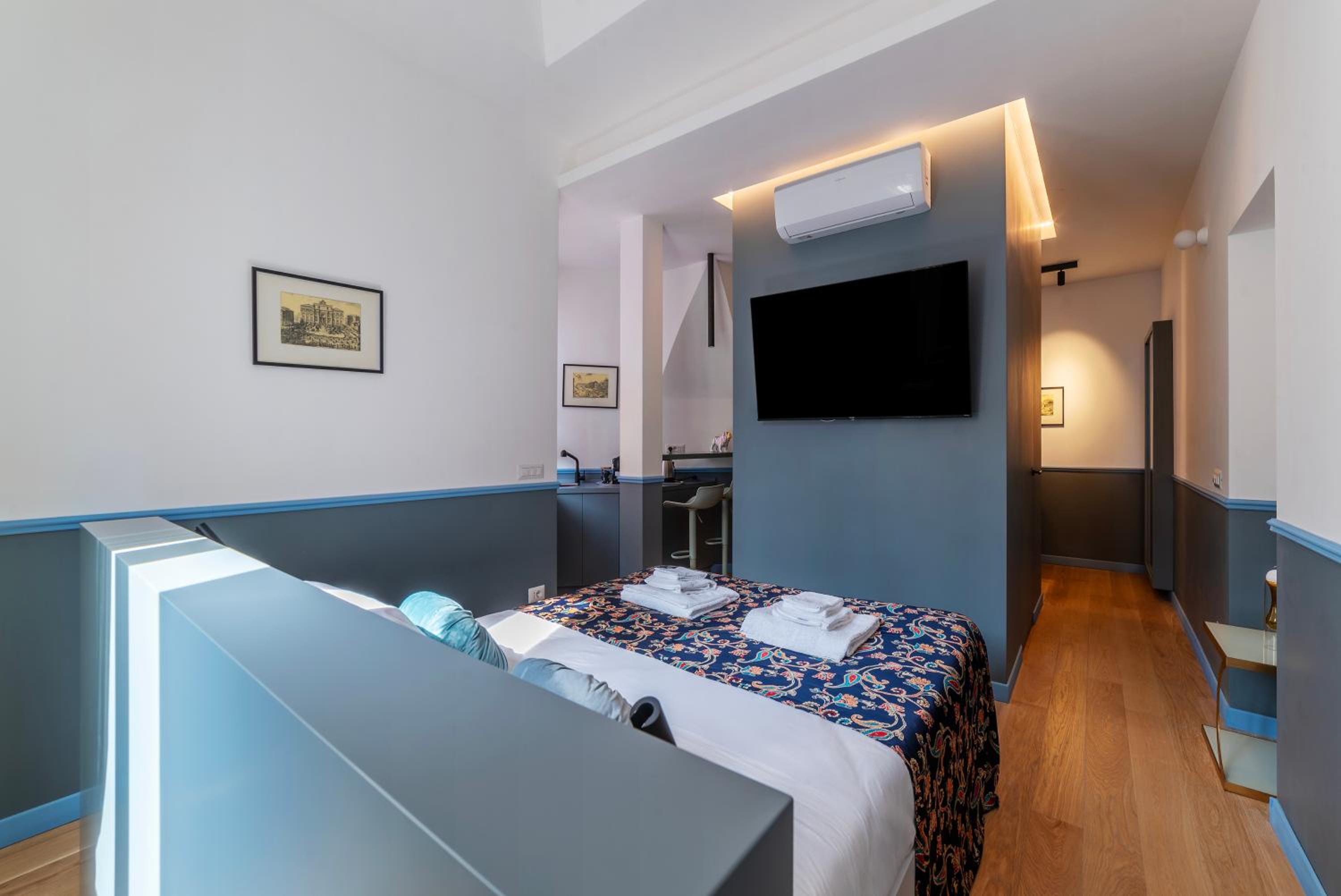 Vatican Night Suites