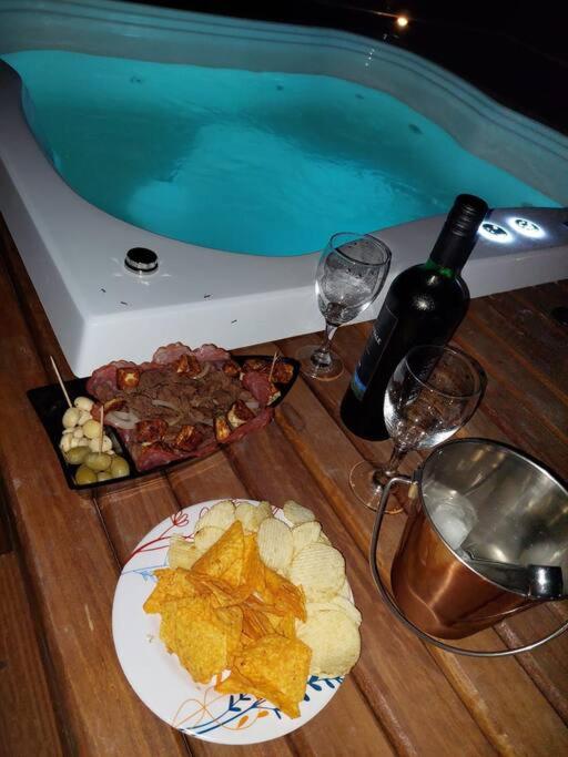 Casa com Jacuzzi e vista para o Mar em Milagres
