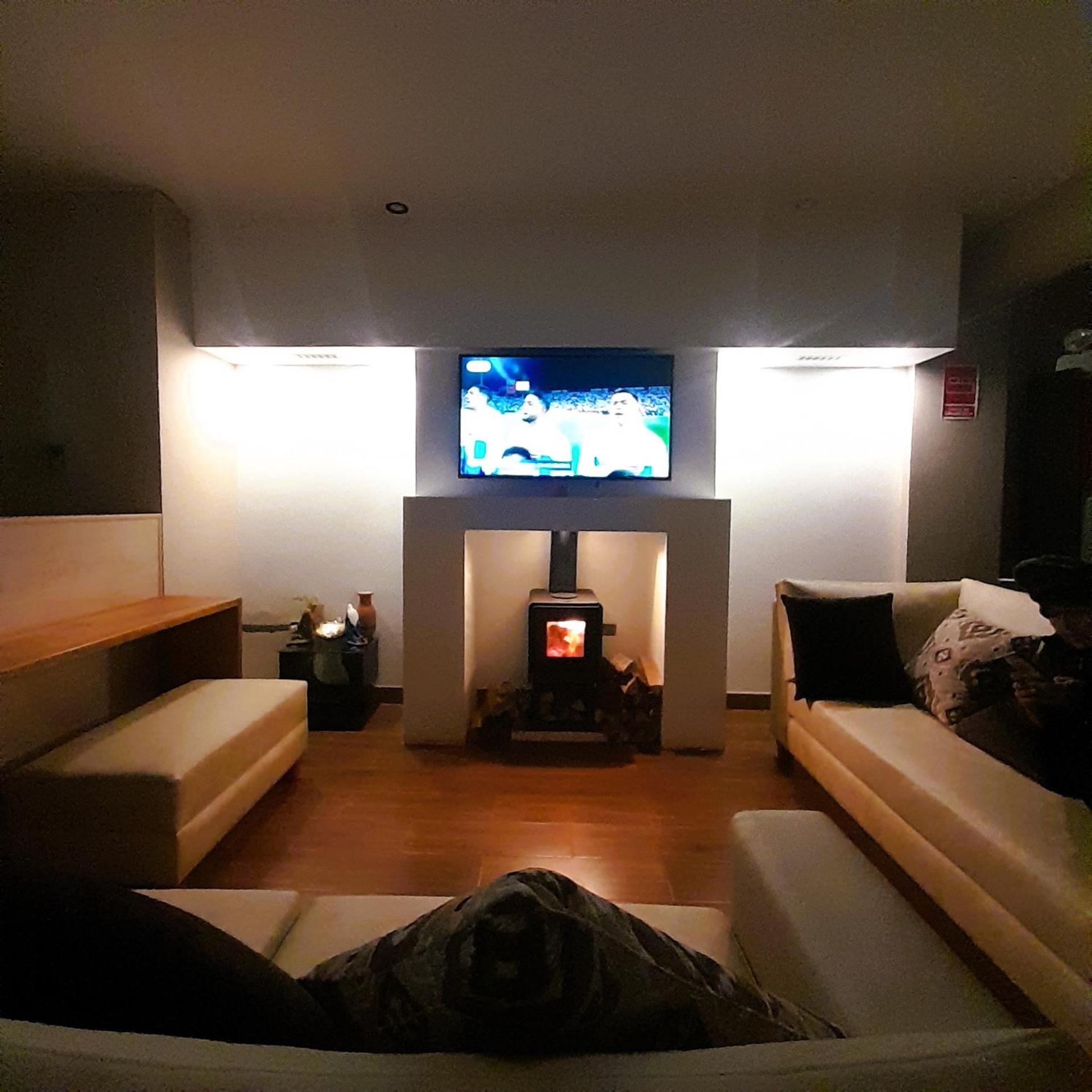 Photo 12