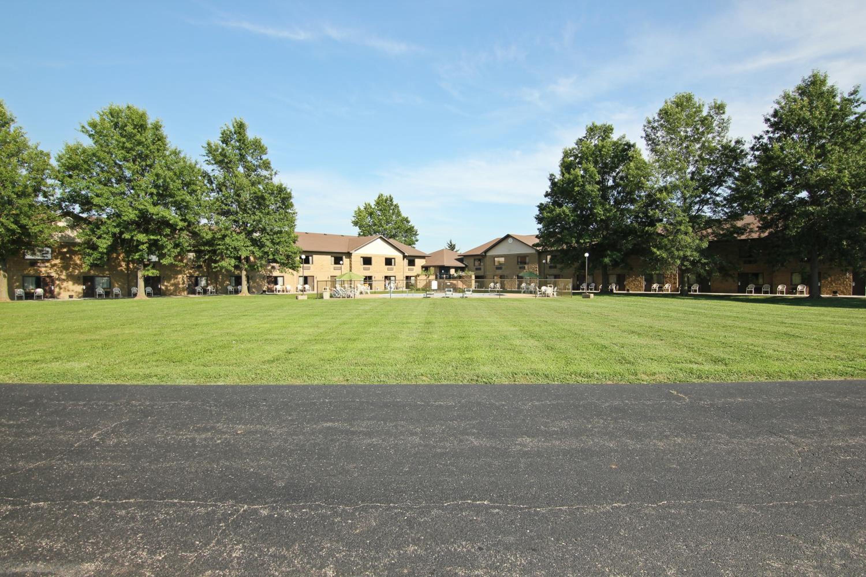 Farmington Vacations - Baymont Inn and Suites by Wyndham Farmington, MO - Property Image 14