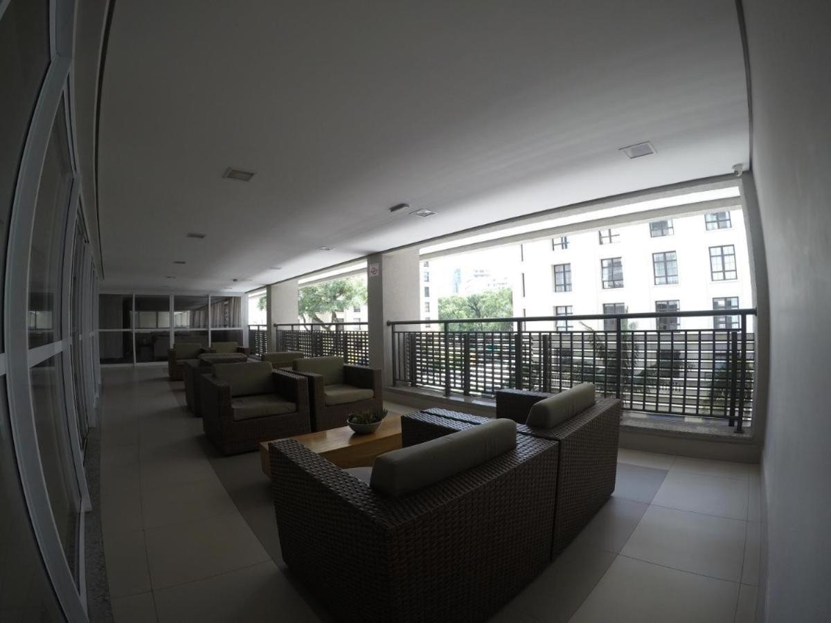 Studio M próximo da 25 de março, bras e Santa efigenia piscina no centro de SP ao lado do metrô
