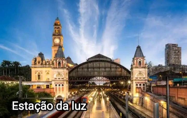 Studio M próximo da 25 de março, bras e Santa efigenia piscina no centro de SP ao lado do metrô