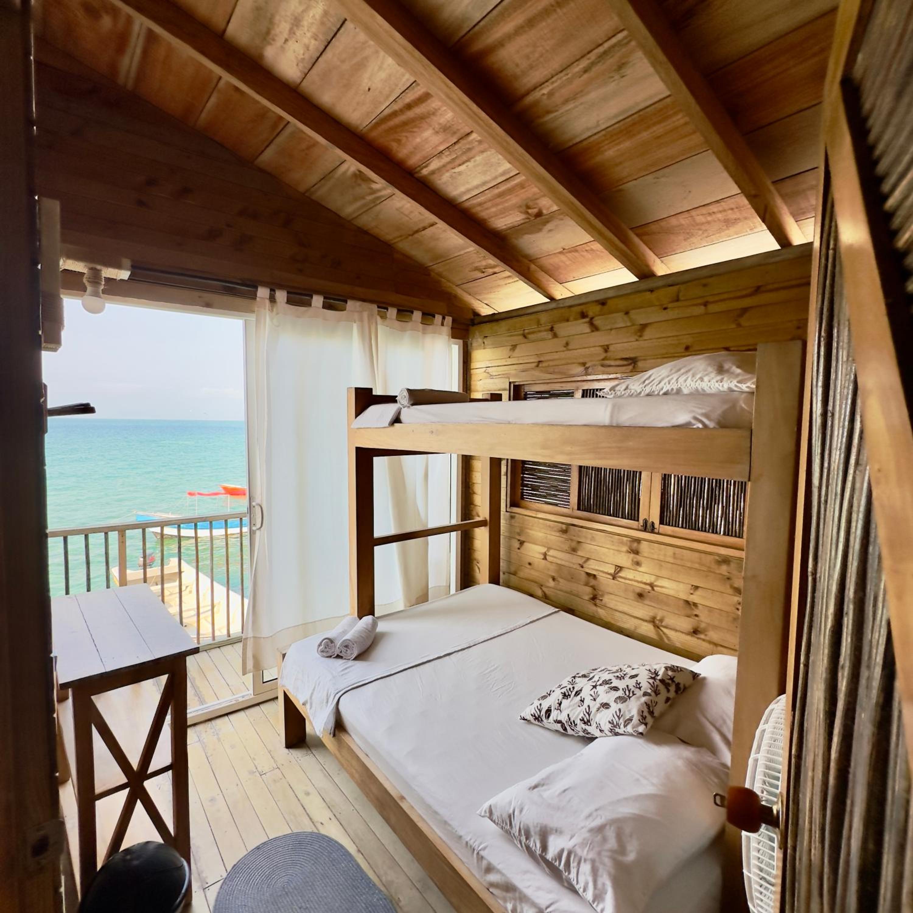 Hostel Santa Cruz del Islote