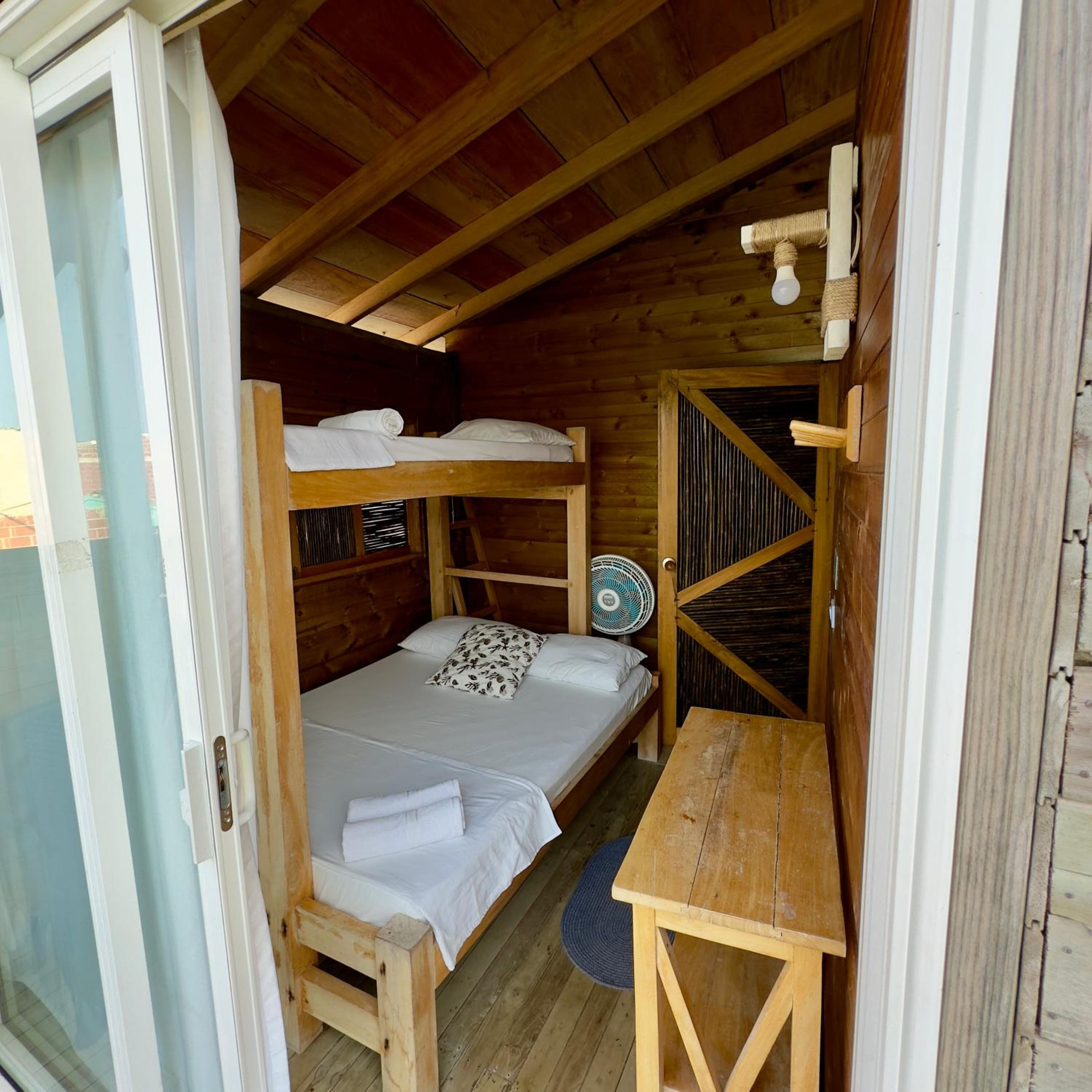 Hostel Santa Cruz del Islote