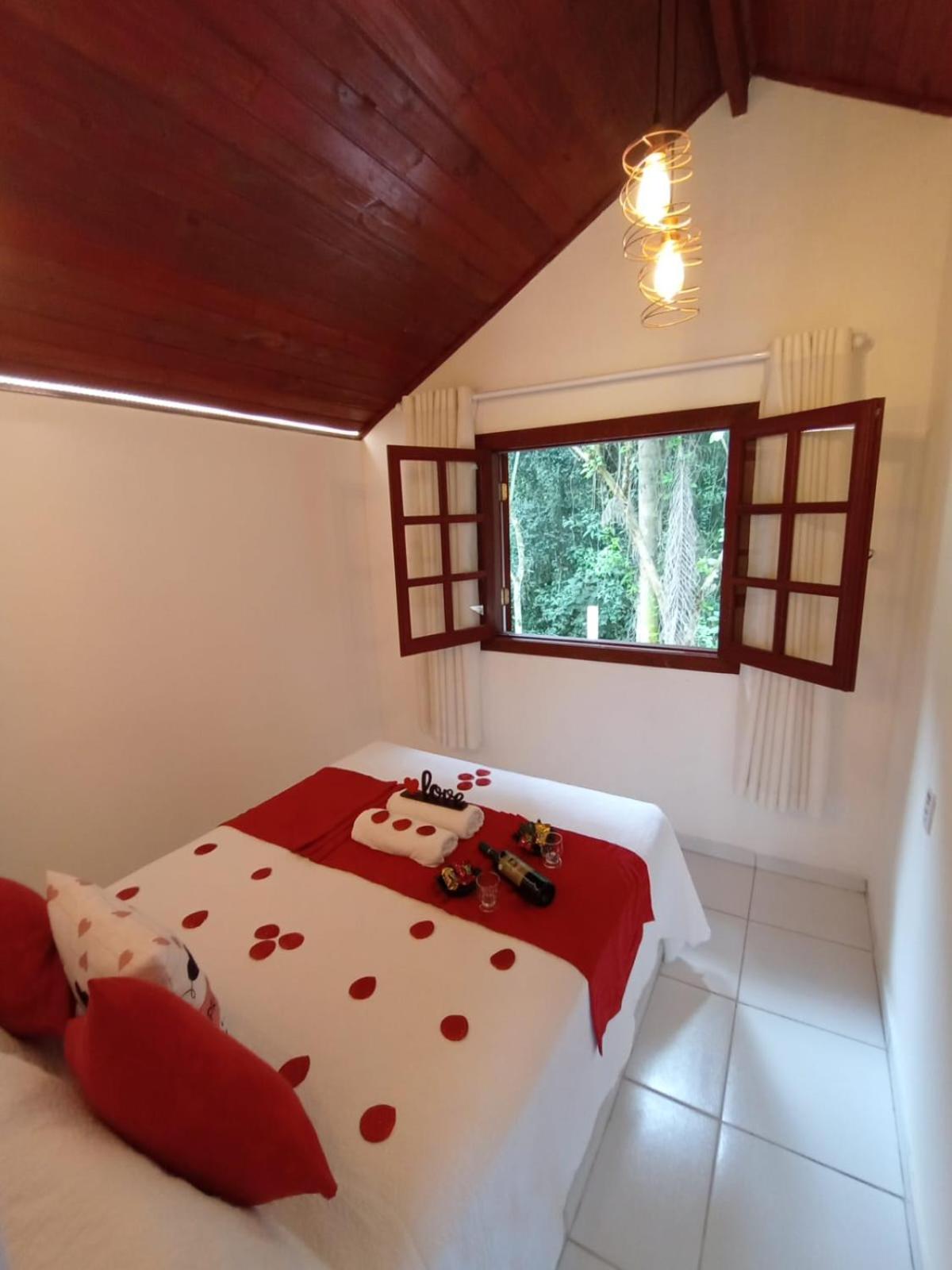 Casa da Vovó na Pousada Sitio Pauletto - com Cozinha, Churrasqueira e Decoração