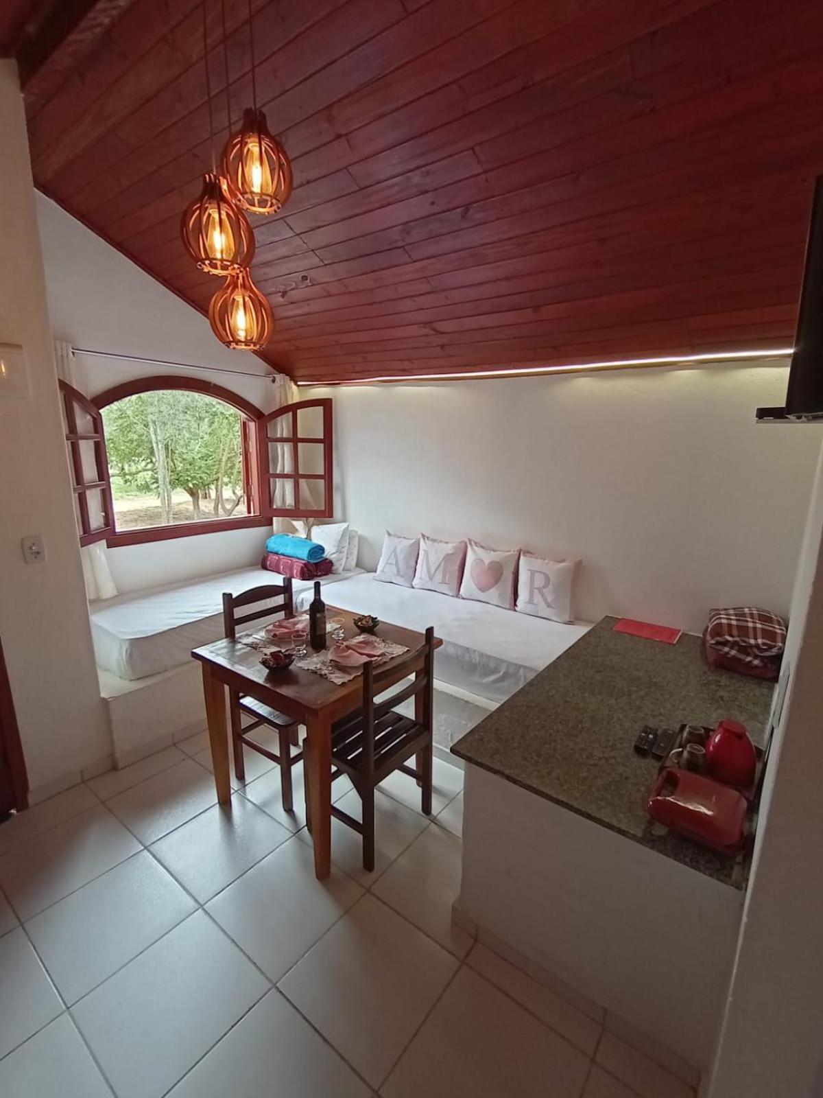 Casa da Vovó na Pousada Sitio Pauletto - com Cozinha, Churrasqueira e Decoração