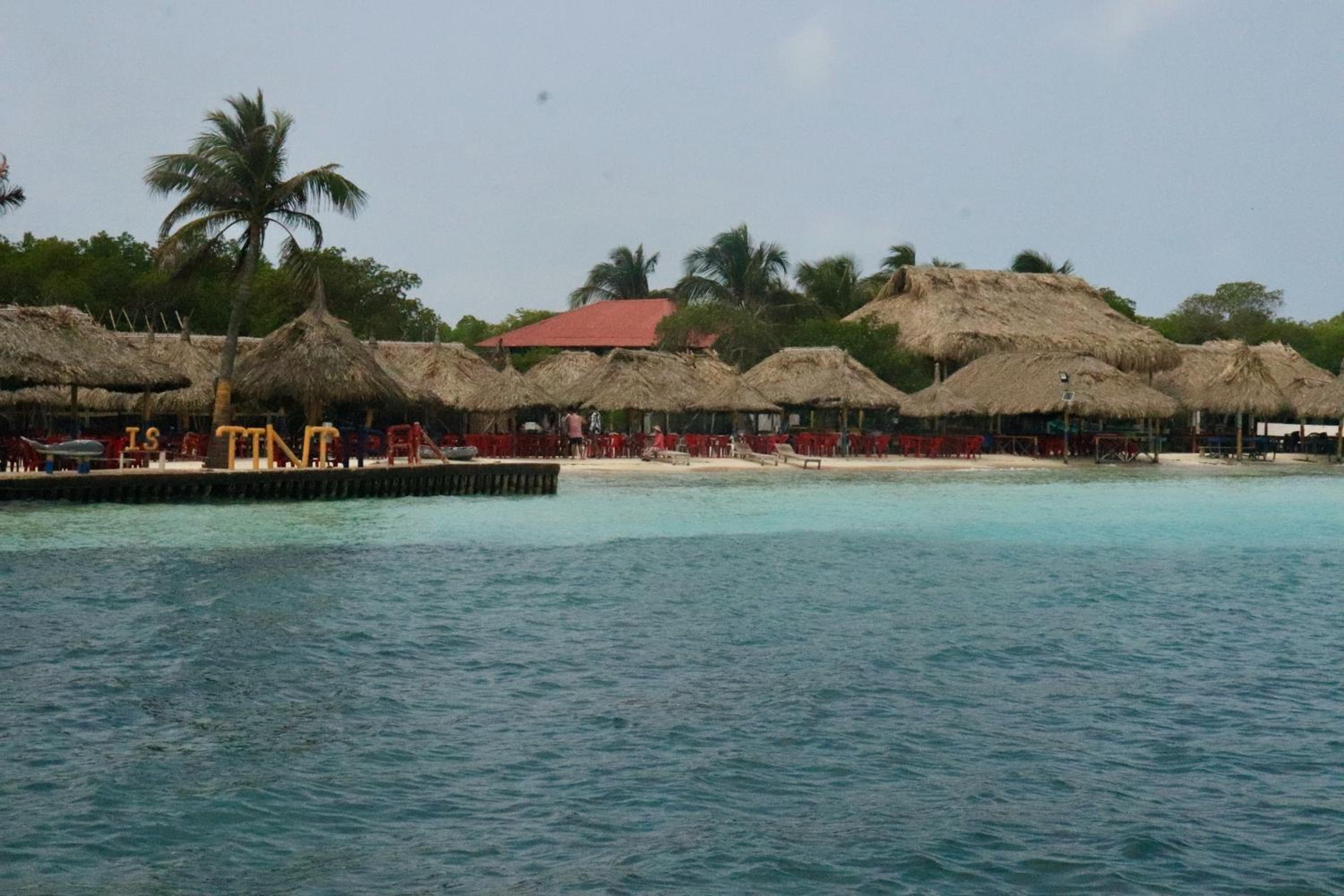 Hostel Santa Cruz del Islote