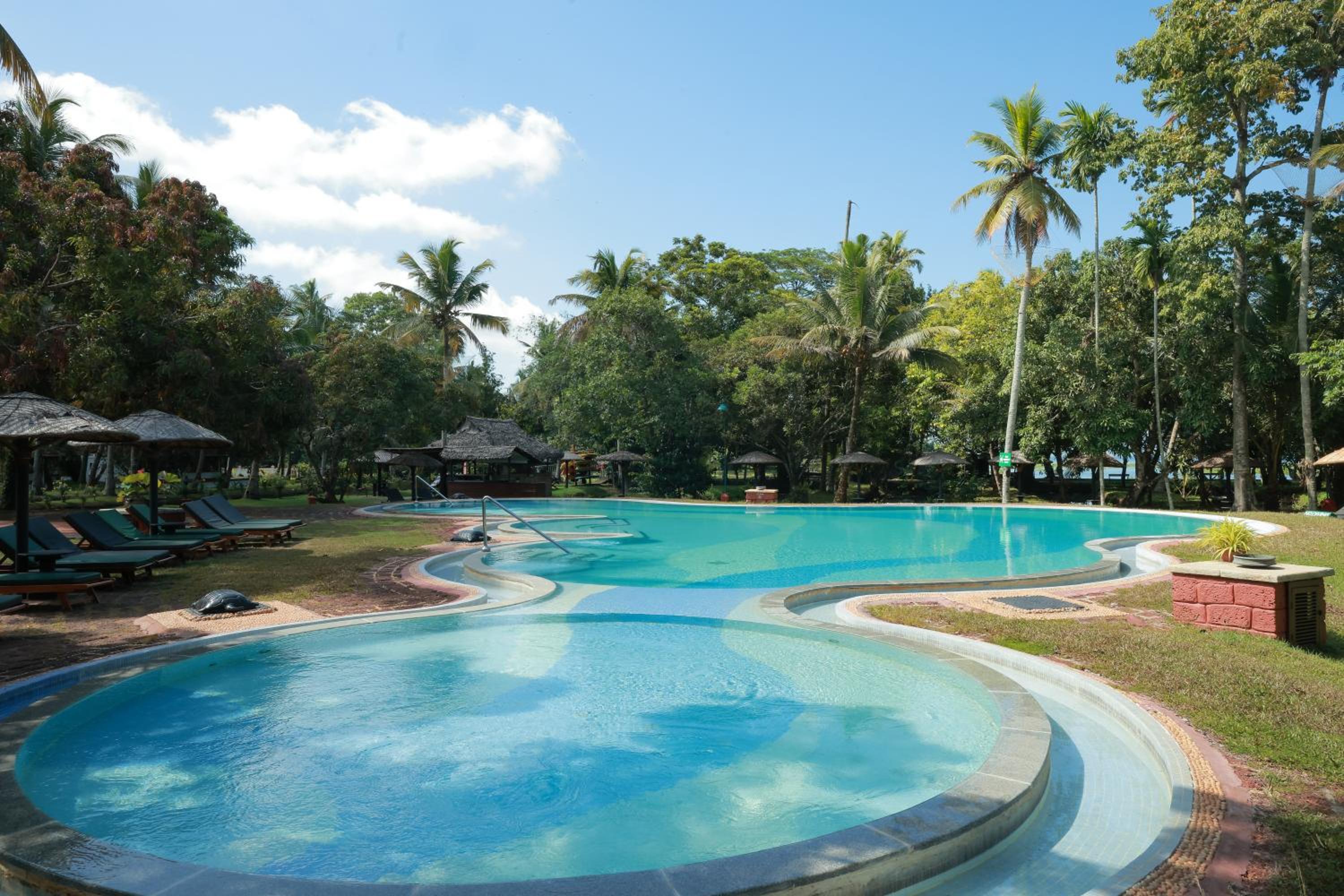 Coconut Lagoon Kumarakom - A CGH Earth Experience view 3
