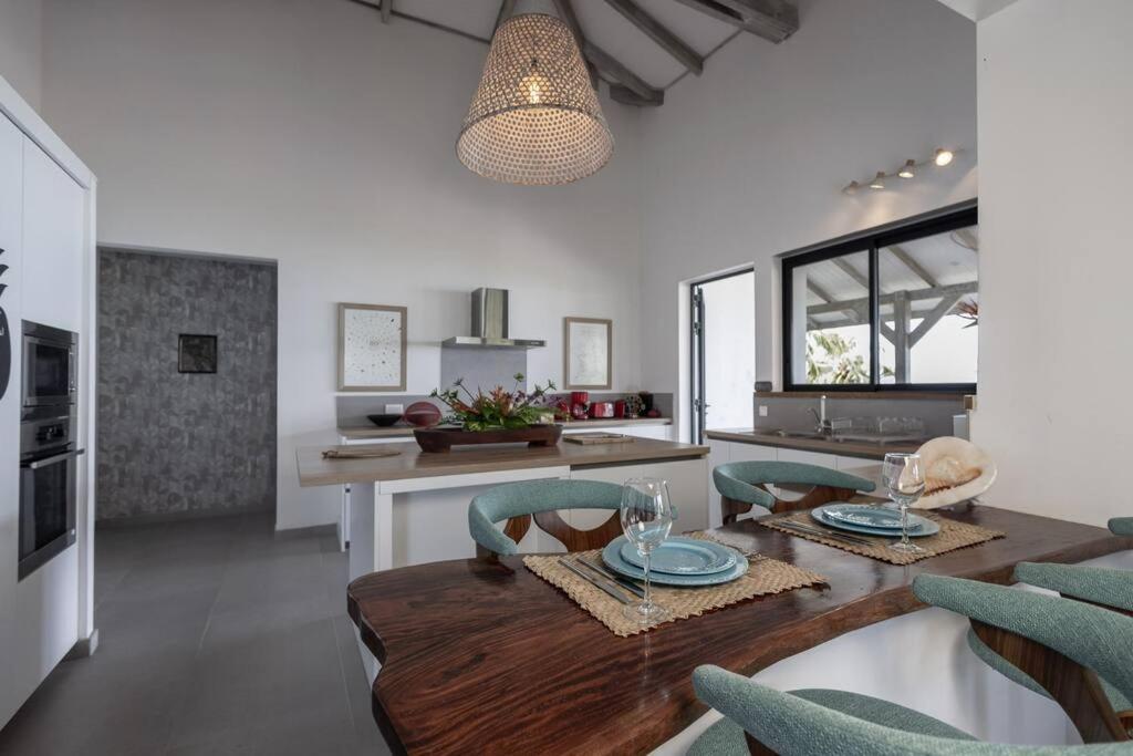 2 BR. Panoramic Lagoon View Villa: Poolside paradise, gourmet kitchen view 2